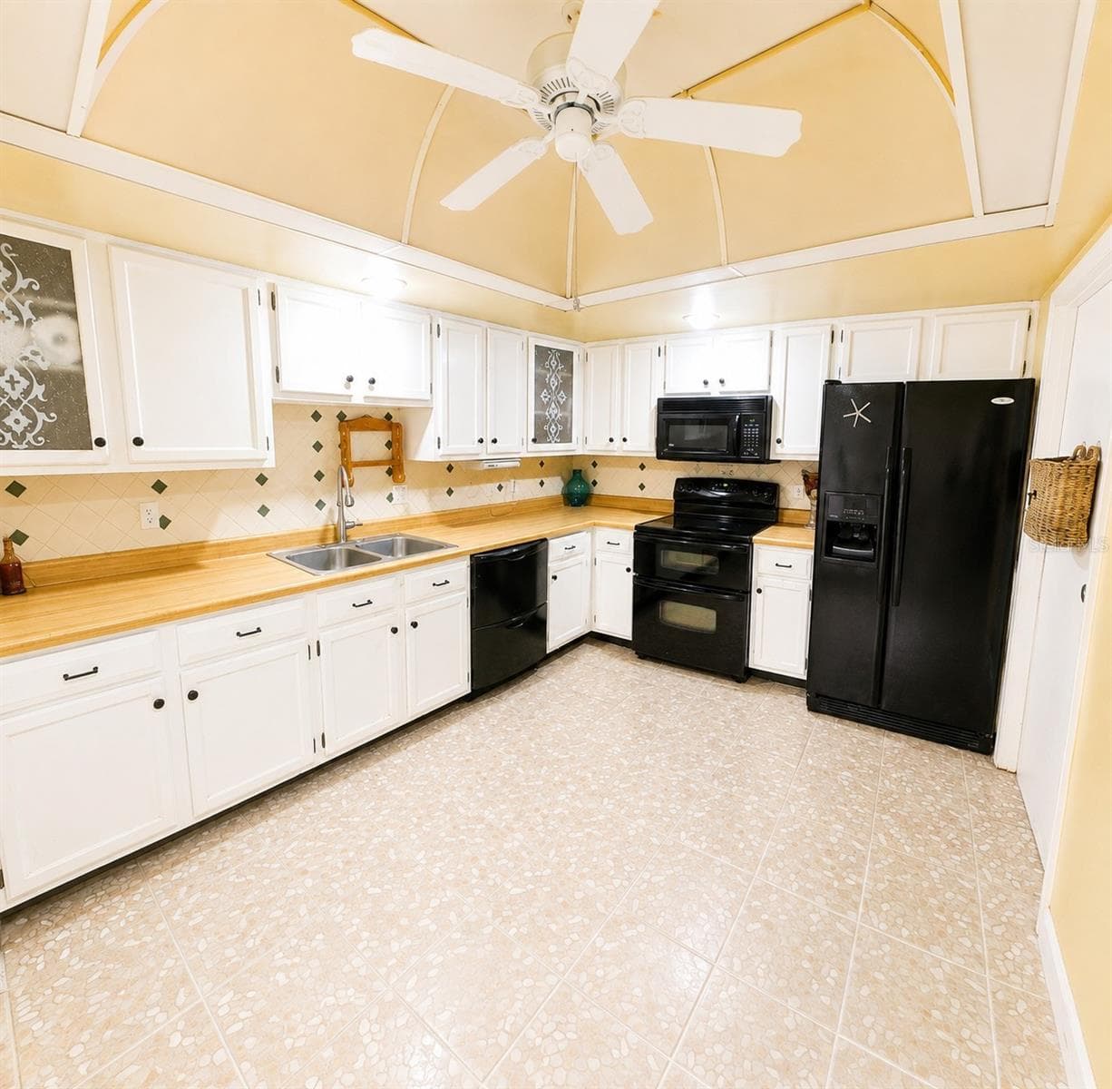 Single Family Residence at 1350 PALO ALTO CT, WINTER SPRINGS, photo 11 of 22