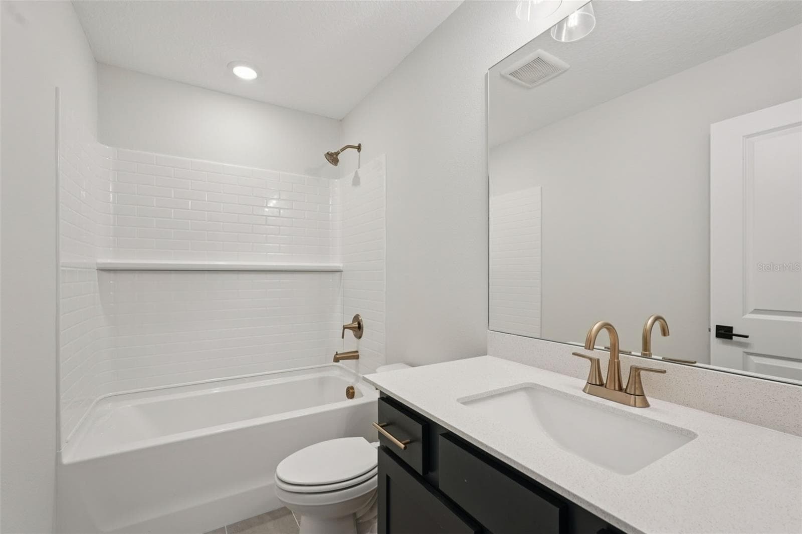 Representative images and renderings are for illustrative purposes. Actual structural options and design finishes of home may vary. - 2909 CITRUS GROVE STREET, WIMAUMA