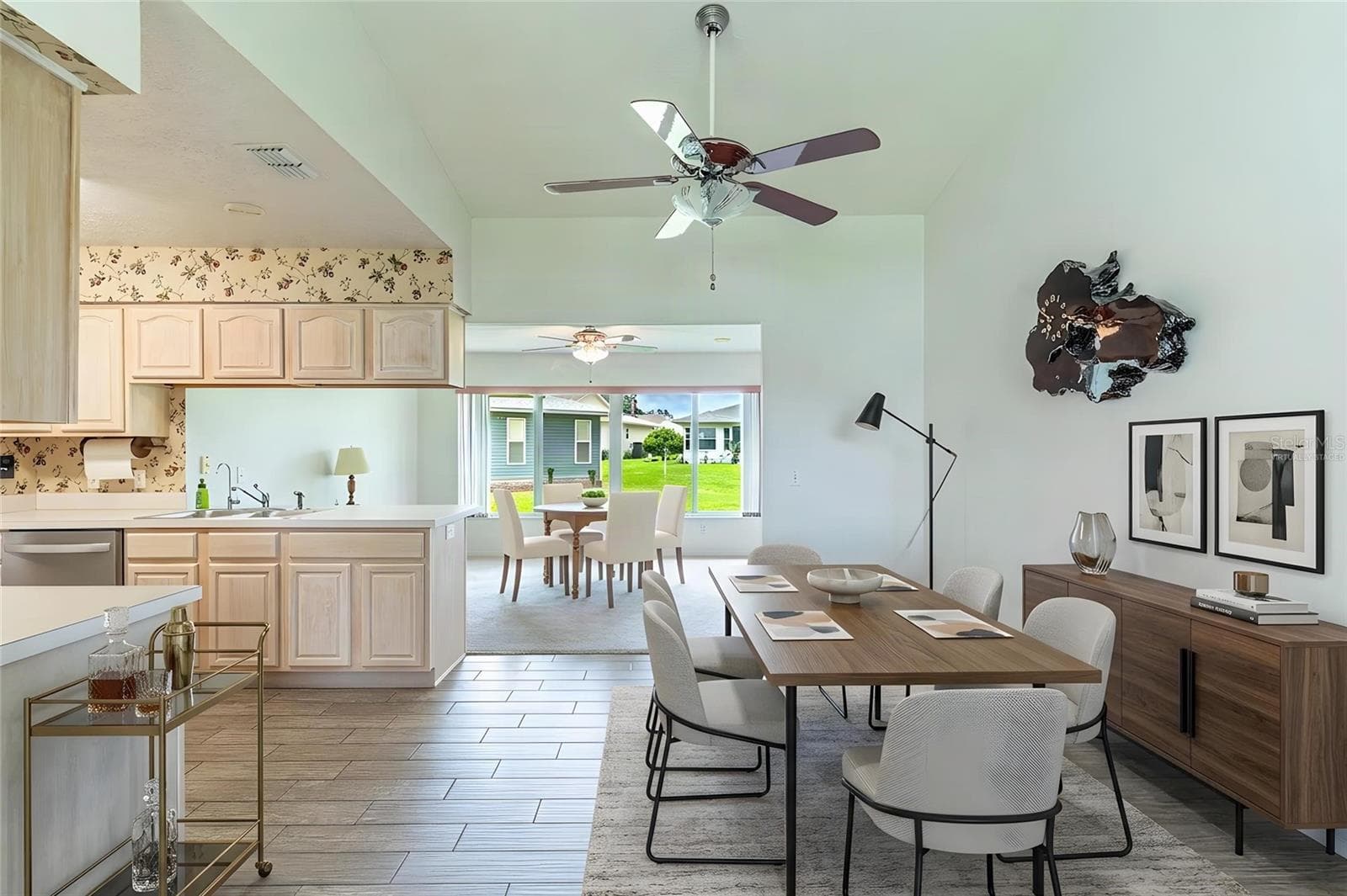 Virtually Staged - 2260 GRAND CYPRESS DR, LAKELAND