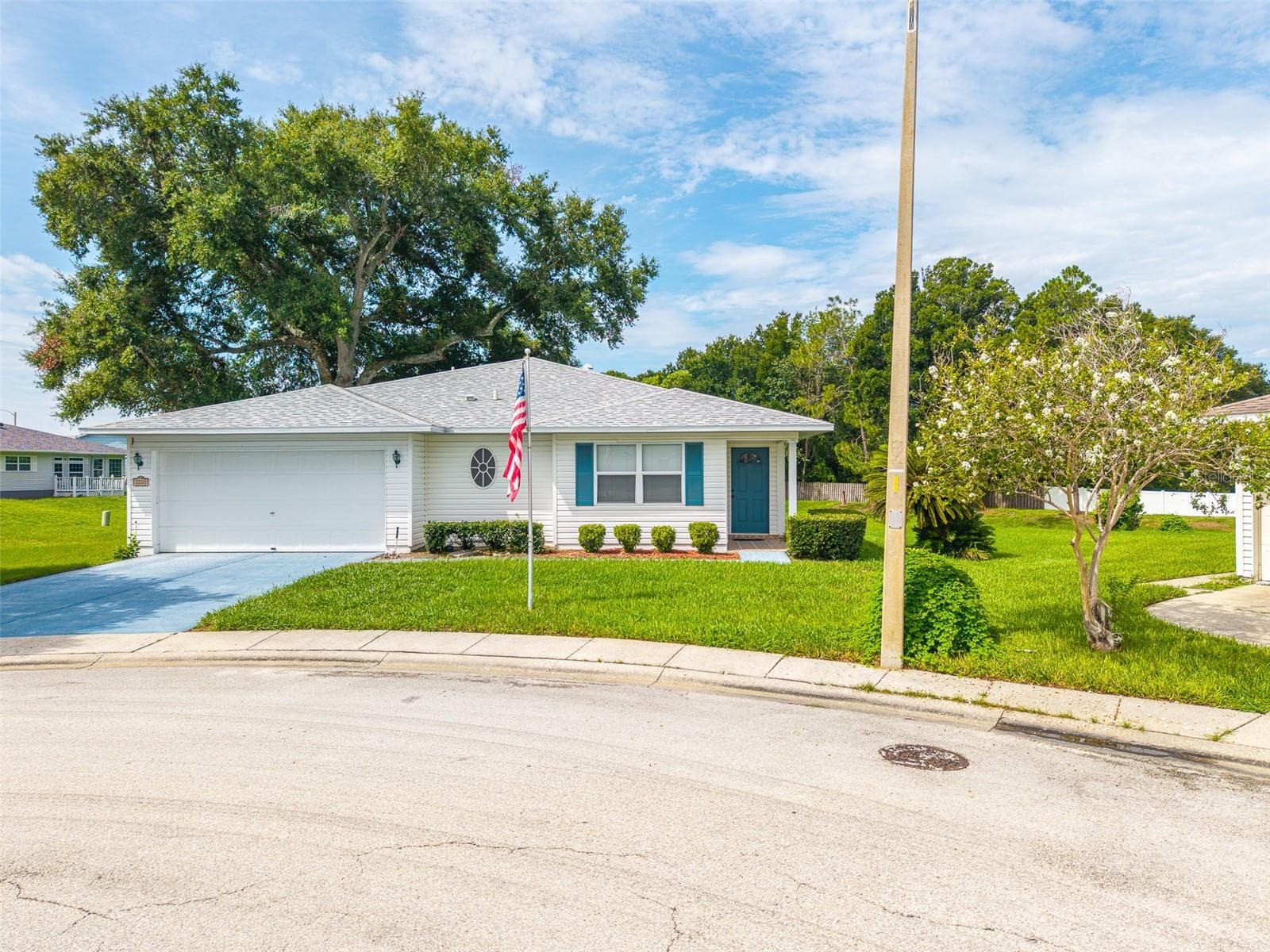 Single Family Residence at 2260 GRAND CYPRESS DR, LAKELAND, photo 32 of 65