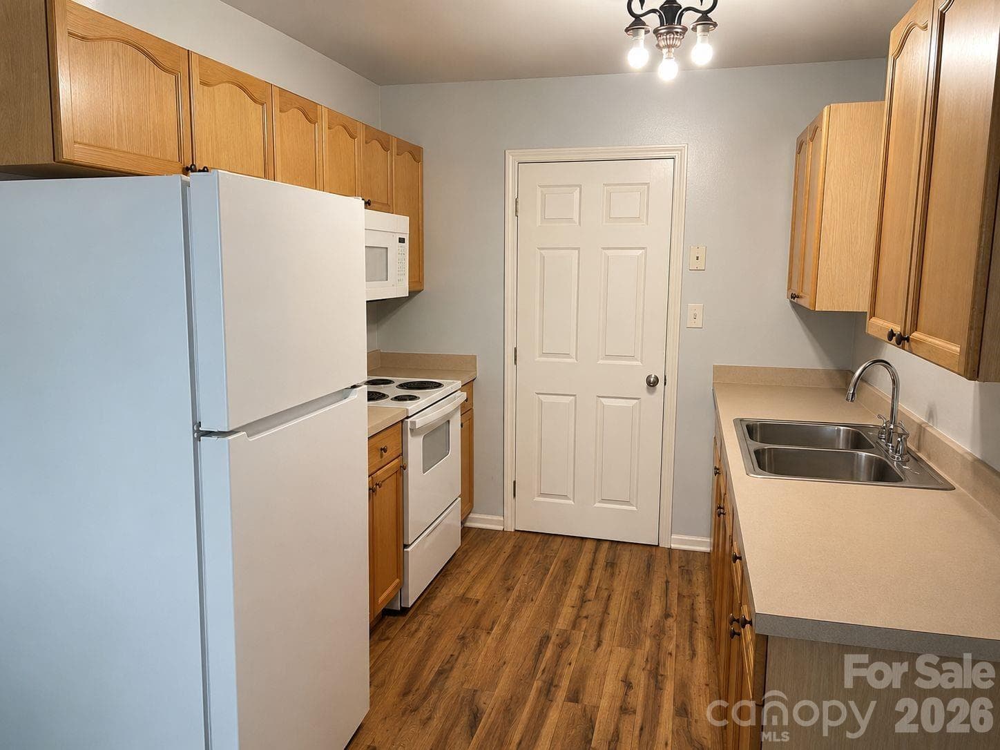 Single Family Residence at 2630 Larry Drive, Charlotte, photo 8 of 13
