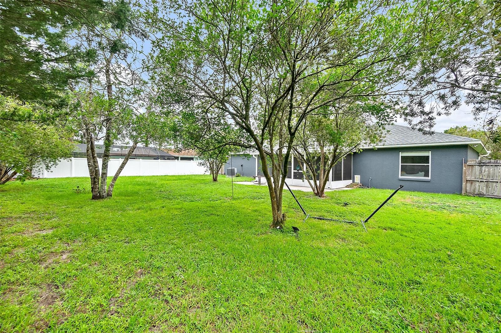 Fully Fenced Backyard - 17 PINELARK LN, PALM COAST