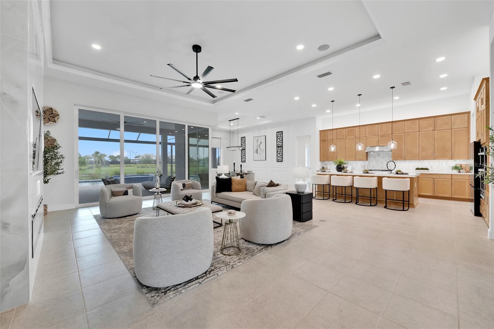 Single Family Residence at 8444 CANE BAY CT, LAKEWOOD RANCH, photo 10 of 81