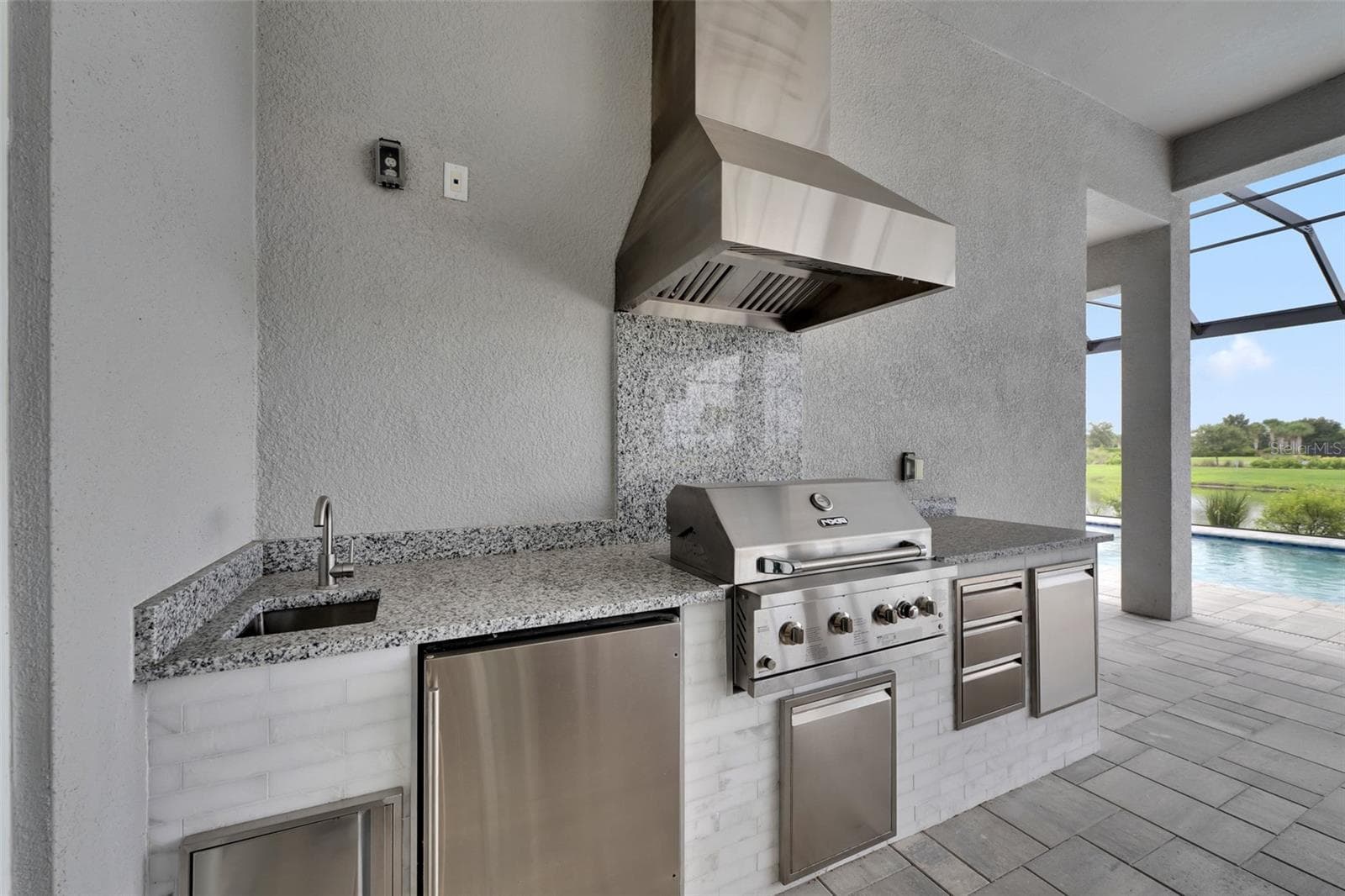 Single Family Residence at 8444 CANE BAY CT, LAKEWOOD RANCH, photo 60 of 81