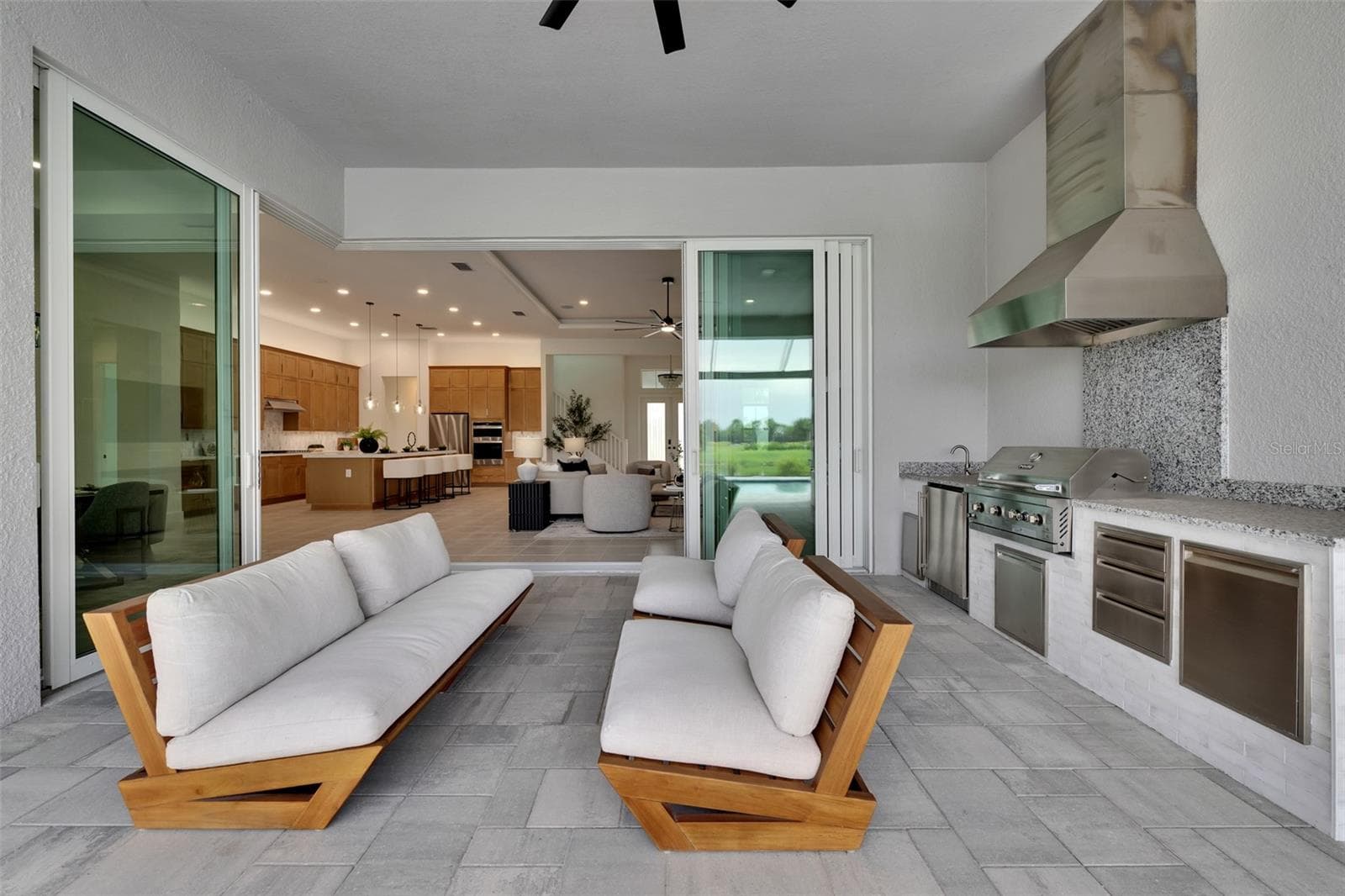 Single Family Residence at 8444 CANE BAY CT, LAKEWOOD RANCH, photo 64 of 81