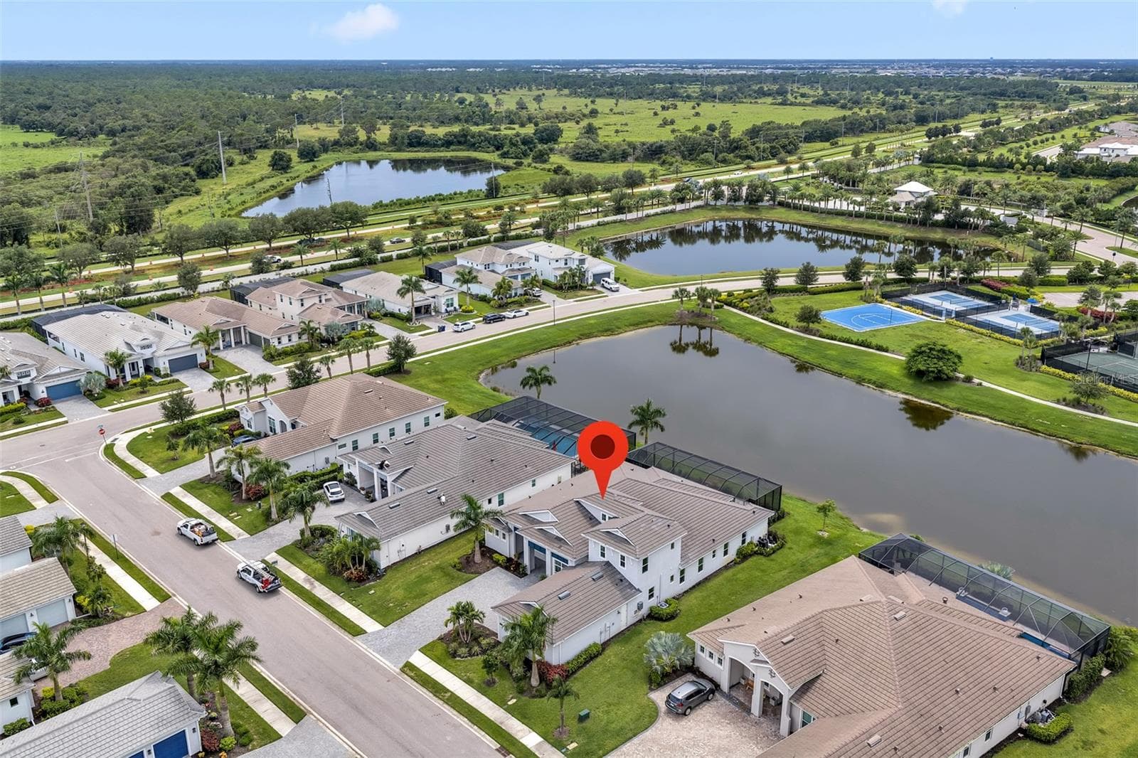 Single Family Residence at 8444 CANE BAY CT, LAKEWOOD RANCH, photo 73 of 81