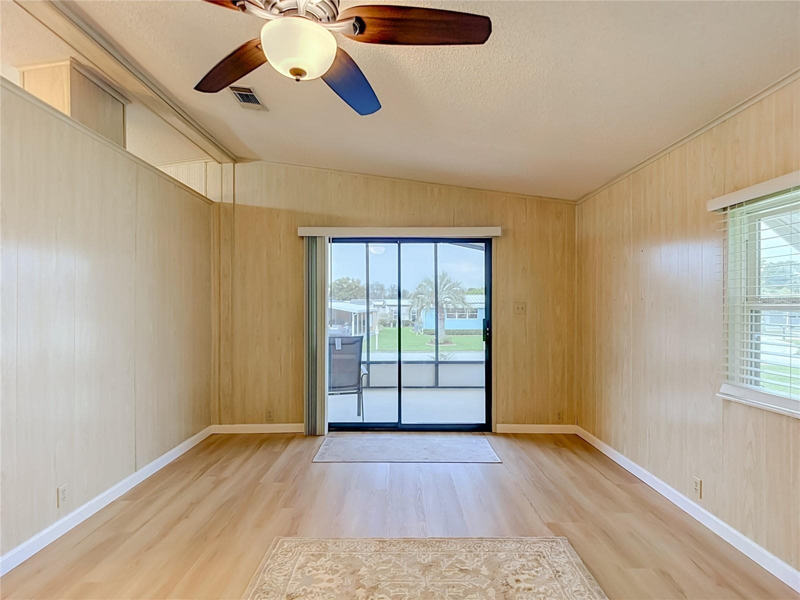 Living Room - 4919 BLANCO DR, ZEPHYRHILLS