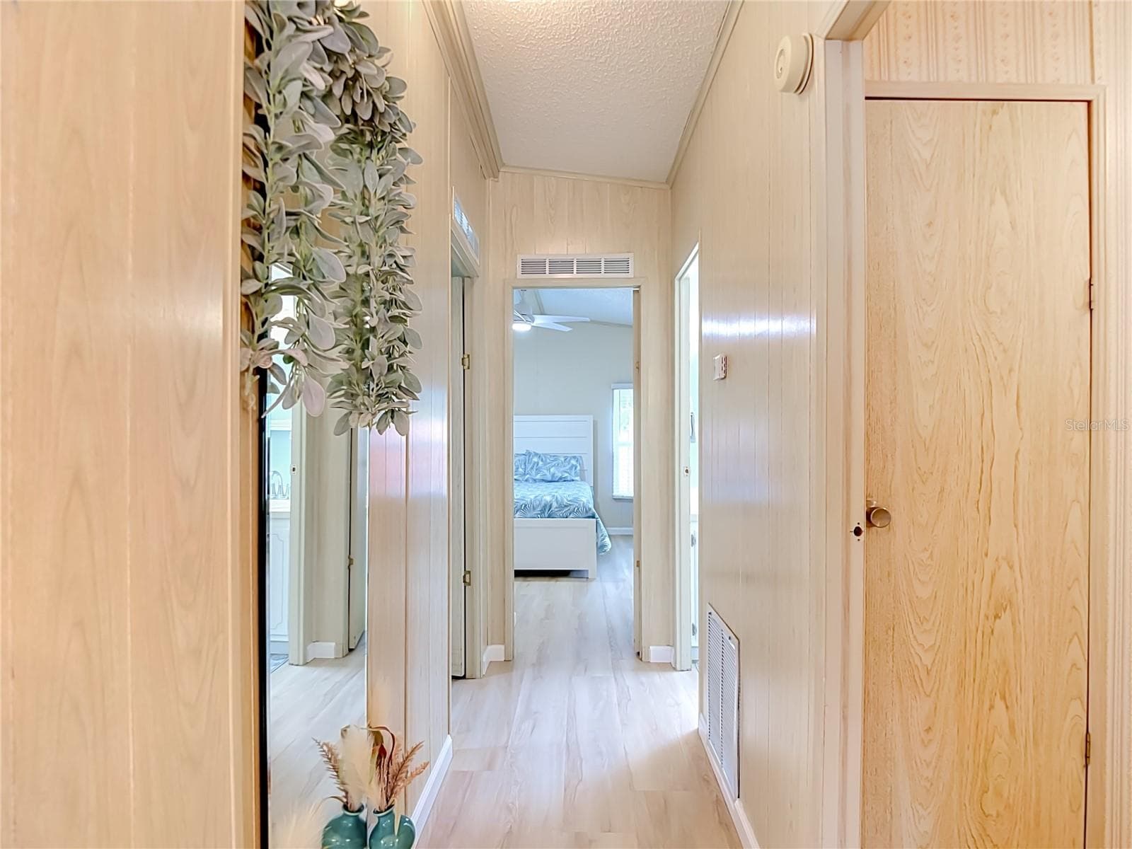 Manufactured Home at 4919 BLANCO DR, ZEPHYRHILLS, photo 12 of 28