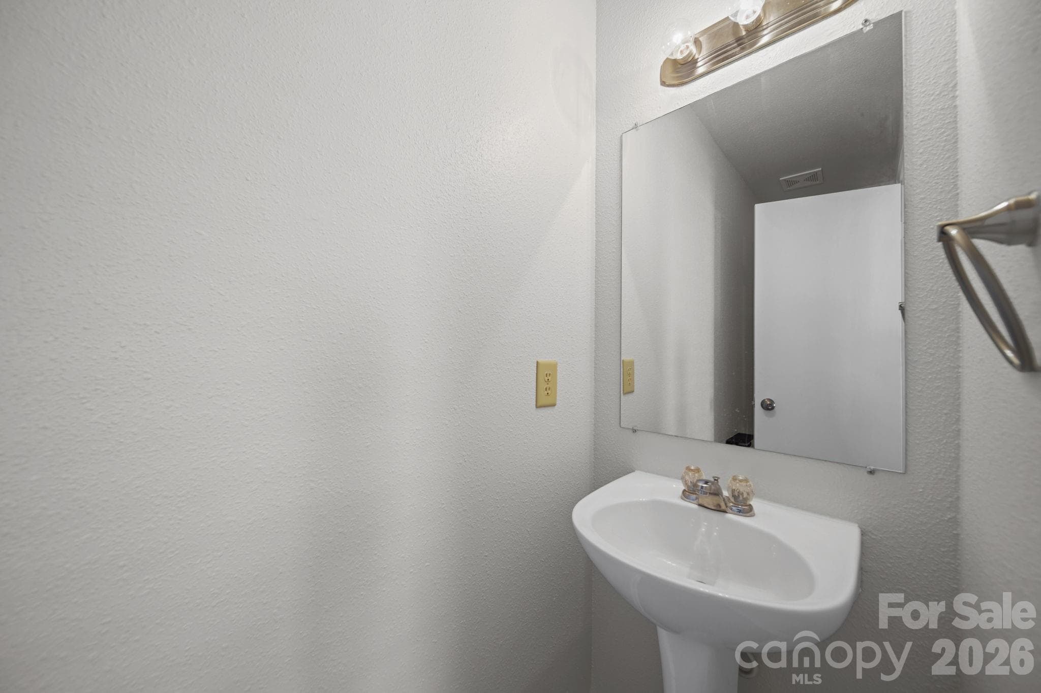Single Family Residence at 1602 Matthew Allen Circle, Kannapolis, photo 14 of 32