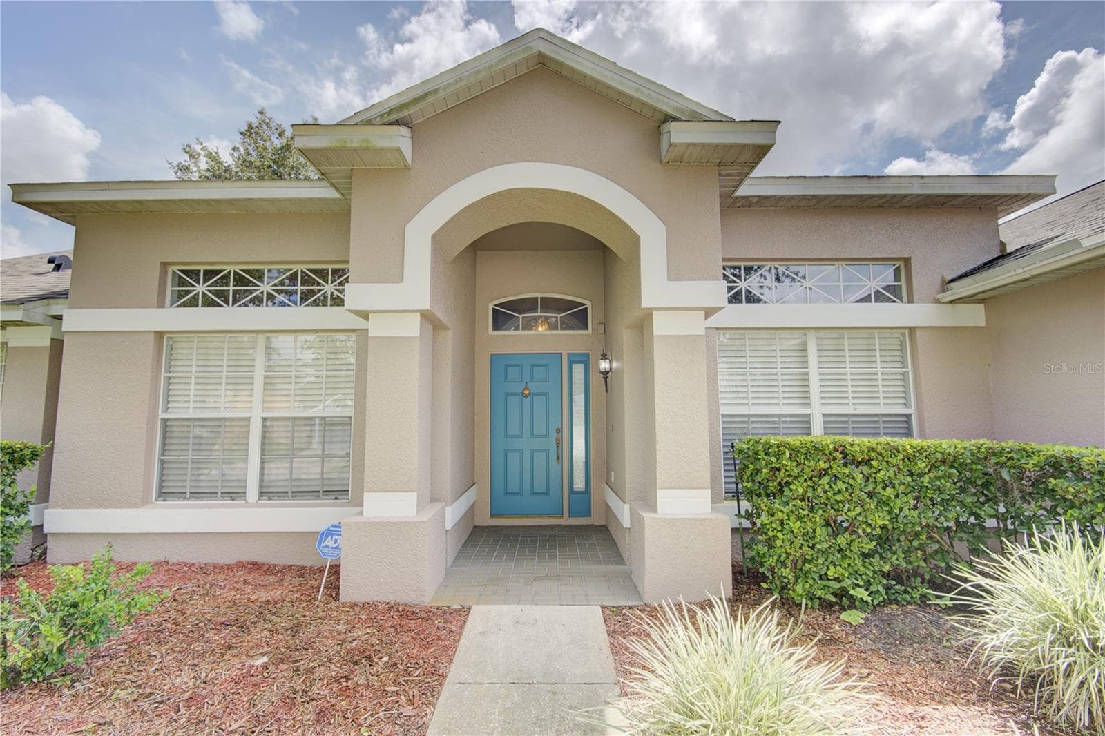 Single Family Residence at 2688 SUGAR PINE RUN, OVIEDO, photo 2 of 46