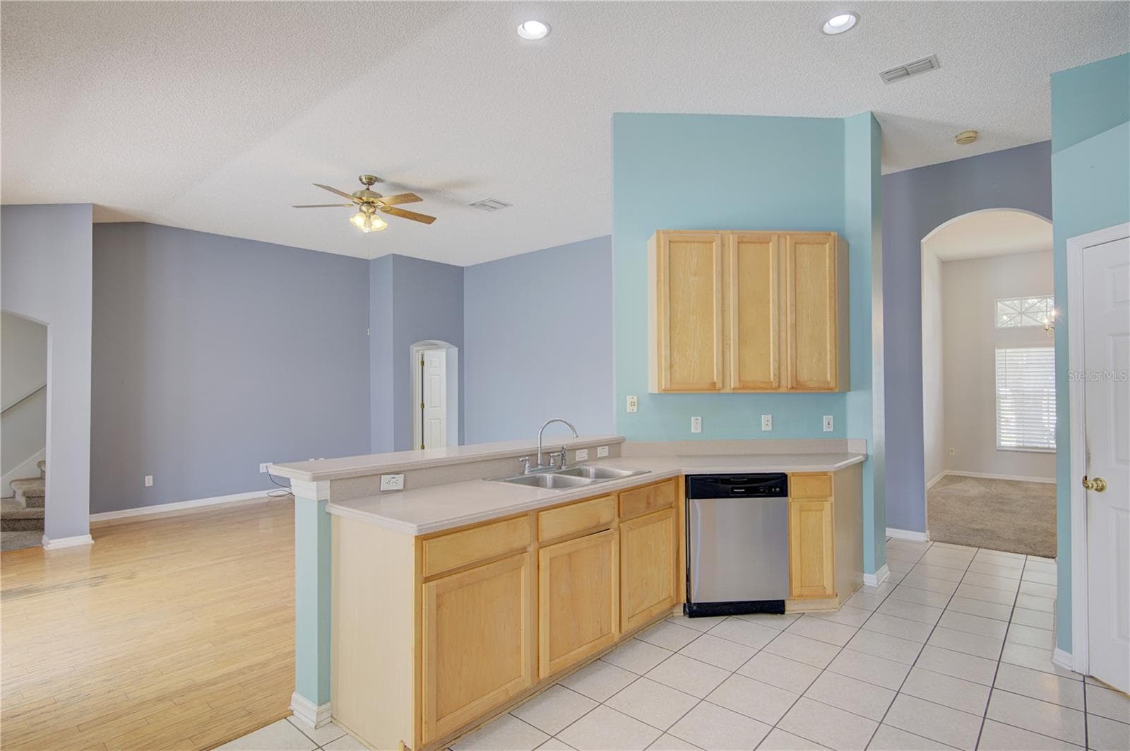 Single Family Residence at 2688 SUGAR PINE RUN, OVIEDO, photo 11 of 46