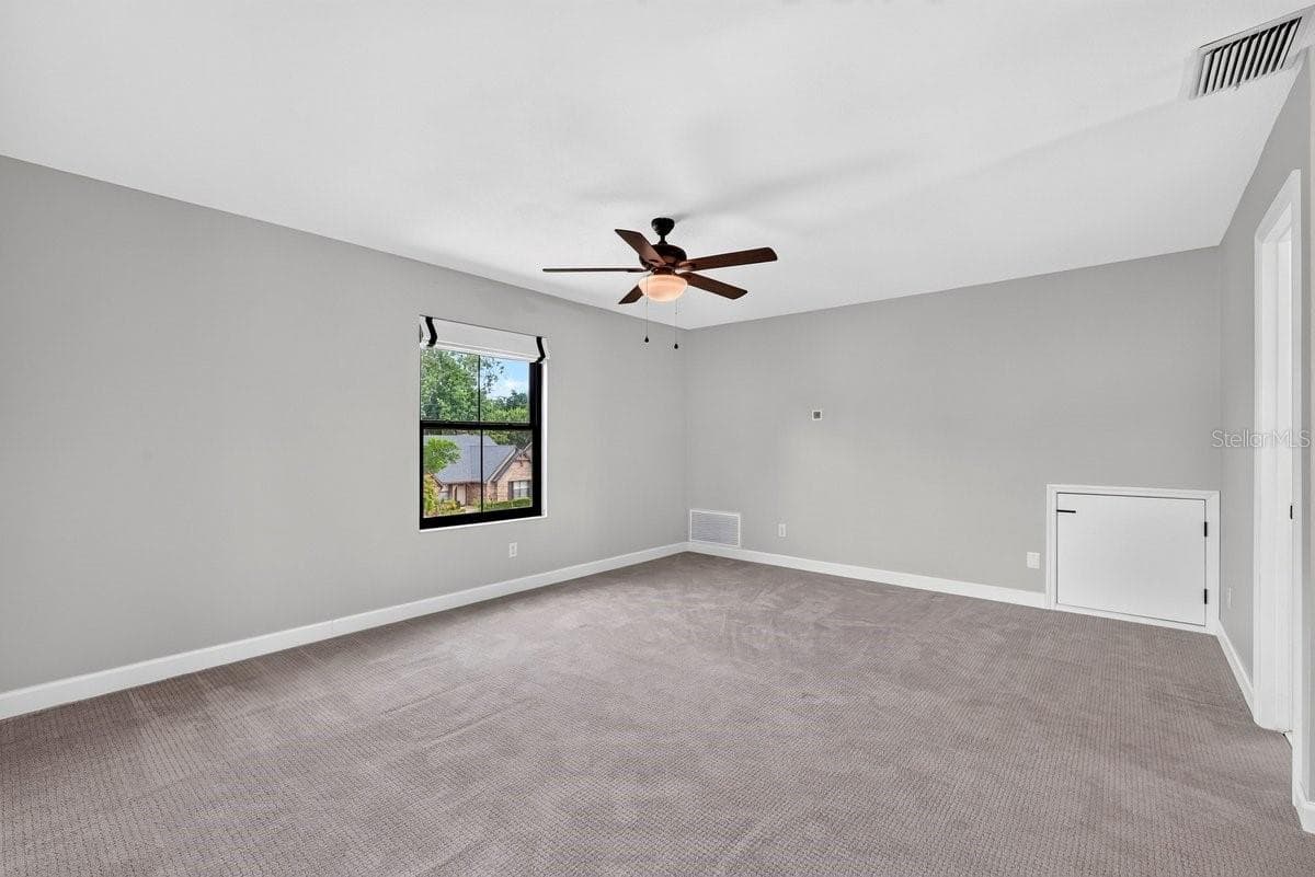 Single Family Residence at 3 FOX HOLLOW DR, ORMOND BEACH, photo 31 of 46