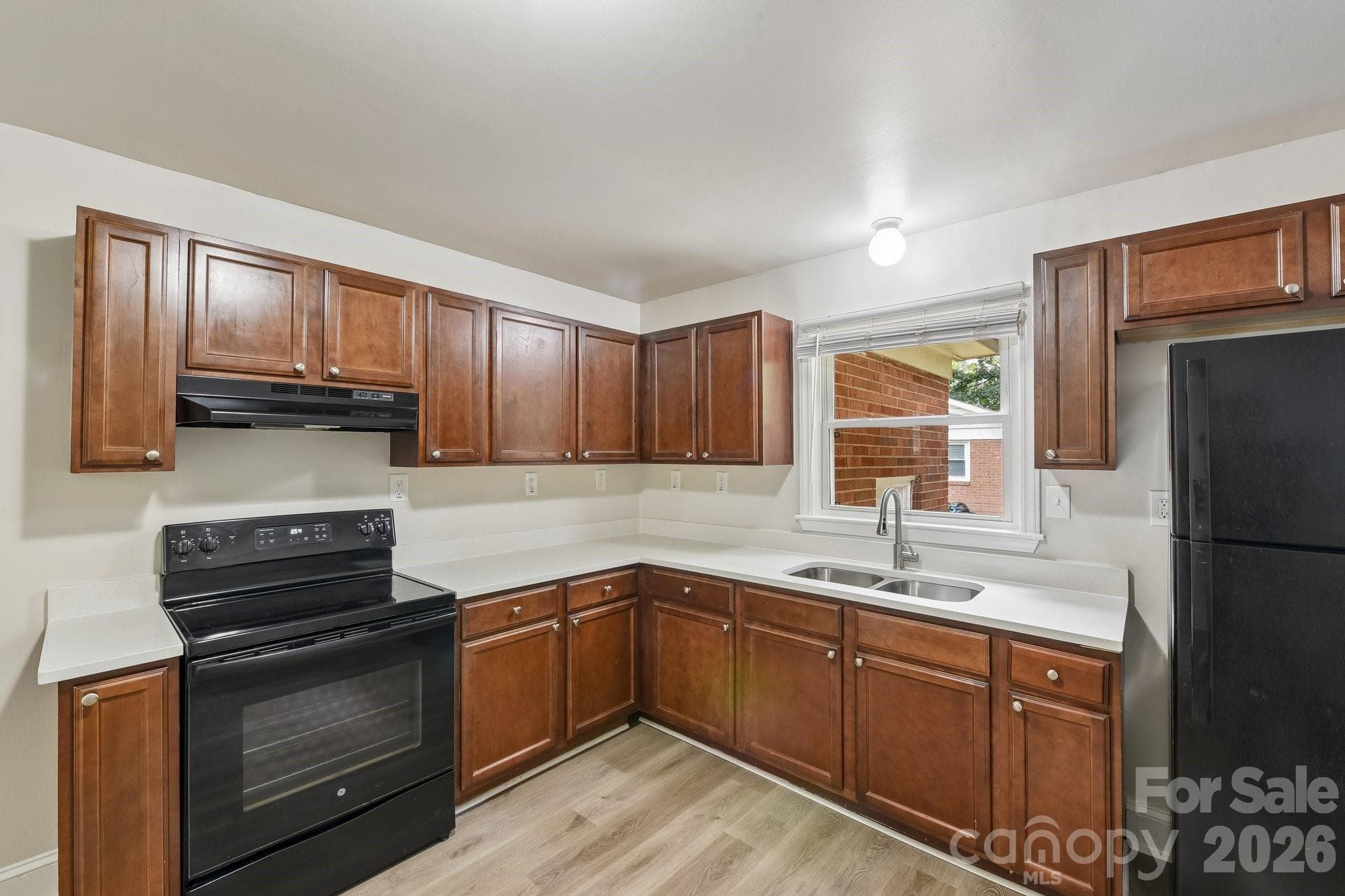 Single Family Residence at 3624 Sargeant Drive, Charlotte, photo 9 of 31