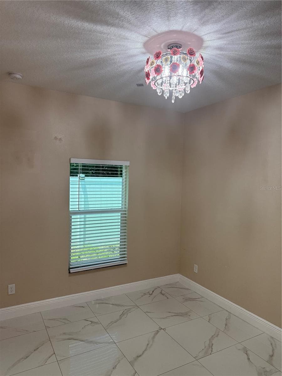 Single Family Residence at 1923 W SKAGWAY AVE, TAMPA, photo 19 of 32