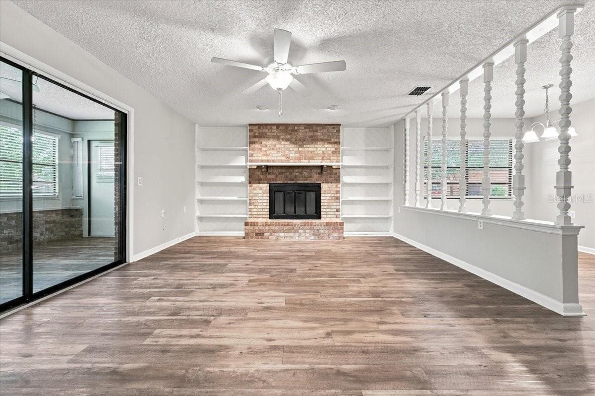 Single Family Residence at 478 LAKE CAROLYN CIR, LAKELAND, photo 9 of 66