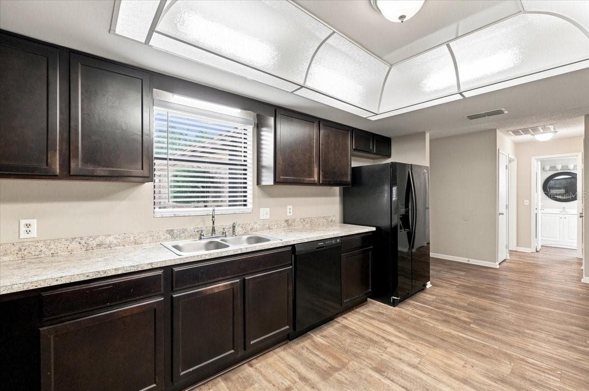 Single Family Residence at 478 LAKE CAROLYN CIR, LAKELAND, photo 16 of 66