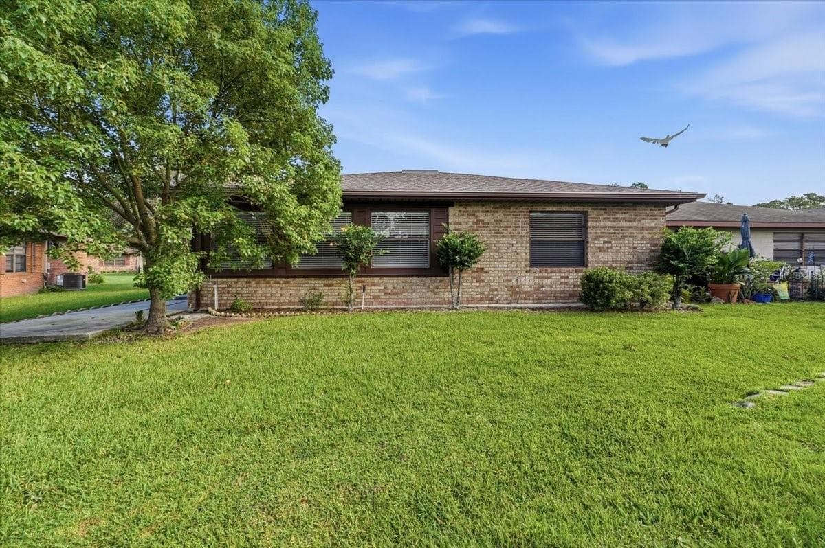 Single Family Residence at 478 LAKE CAROLYN CIR, LAKELAND, photo 52 of 66