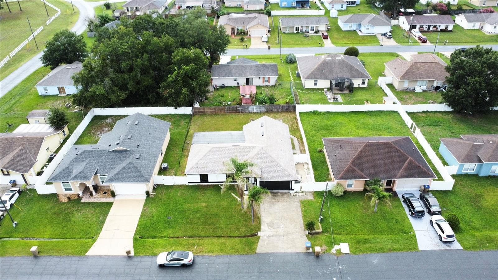 Single Family Residence at 305 CORNWALLIS CT, KISSIMMEE, photo 17 of 20