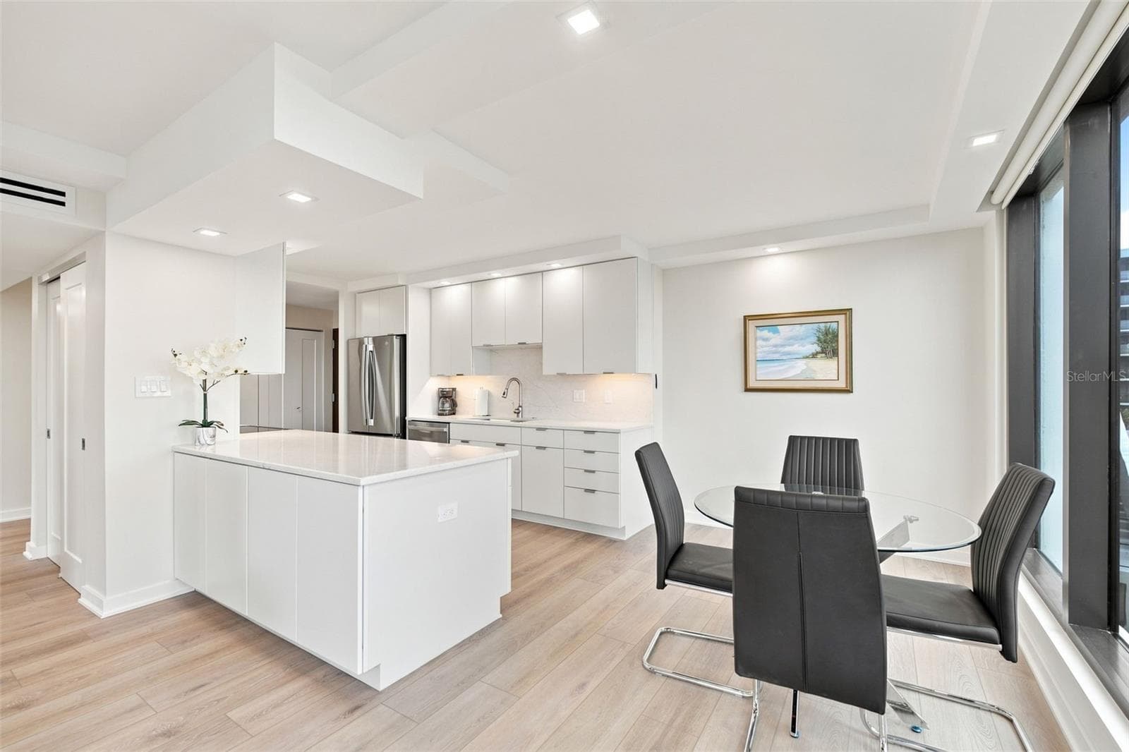 Condominium at 707 S GULFSTREAM AVE #207, SARASOTA, photo 14 of 63