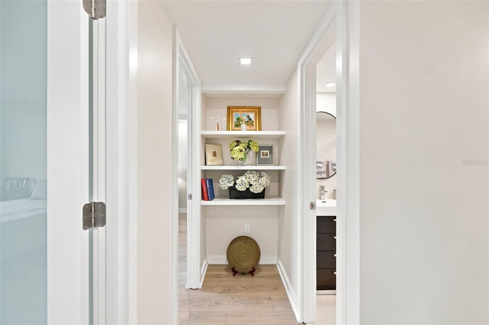 Condominium at 707 S GULFSTREAM AVE #207, SARASOTA, photo 24 of 63
