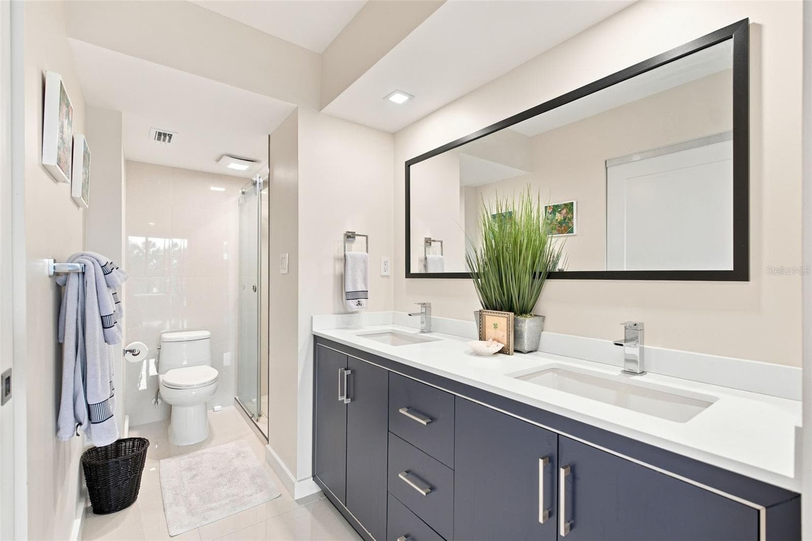 Condominium at 707 S GULFSTREAM AVE #207, SARASOTA, photo 28 of 63