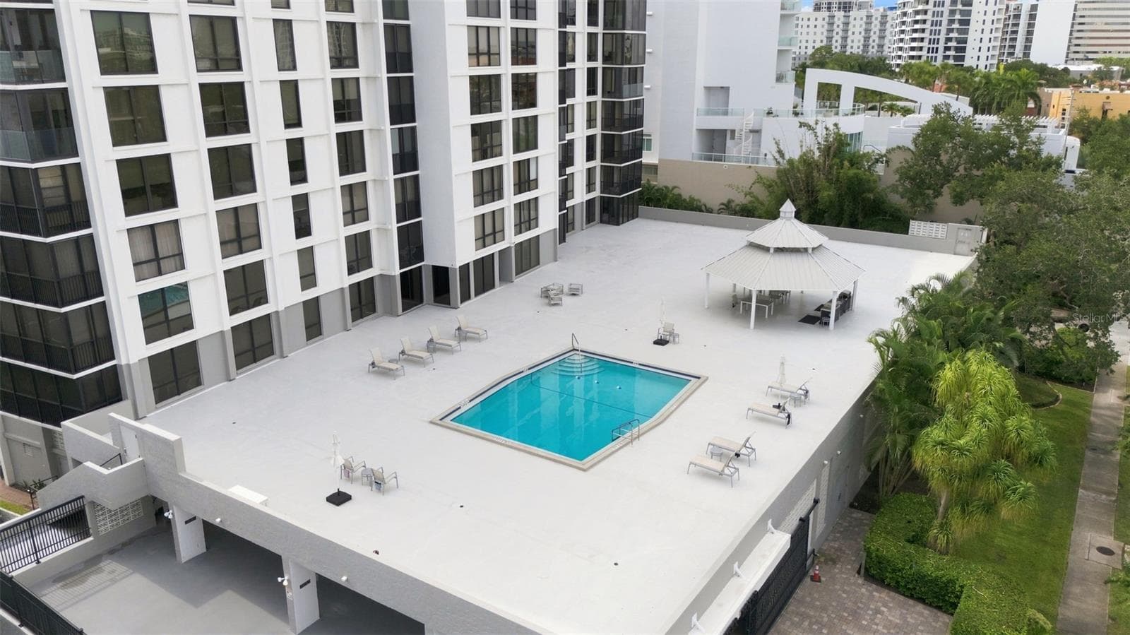 Condominium at 707 S GULFSTREAM AVE #207, SARASOTA, photo 61 of 63