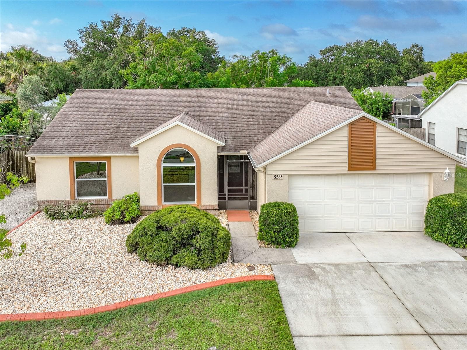 859 YORKTOWNE DR