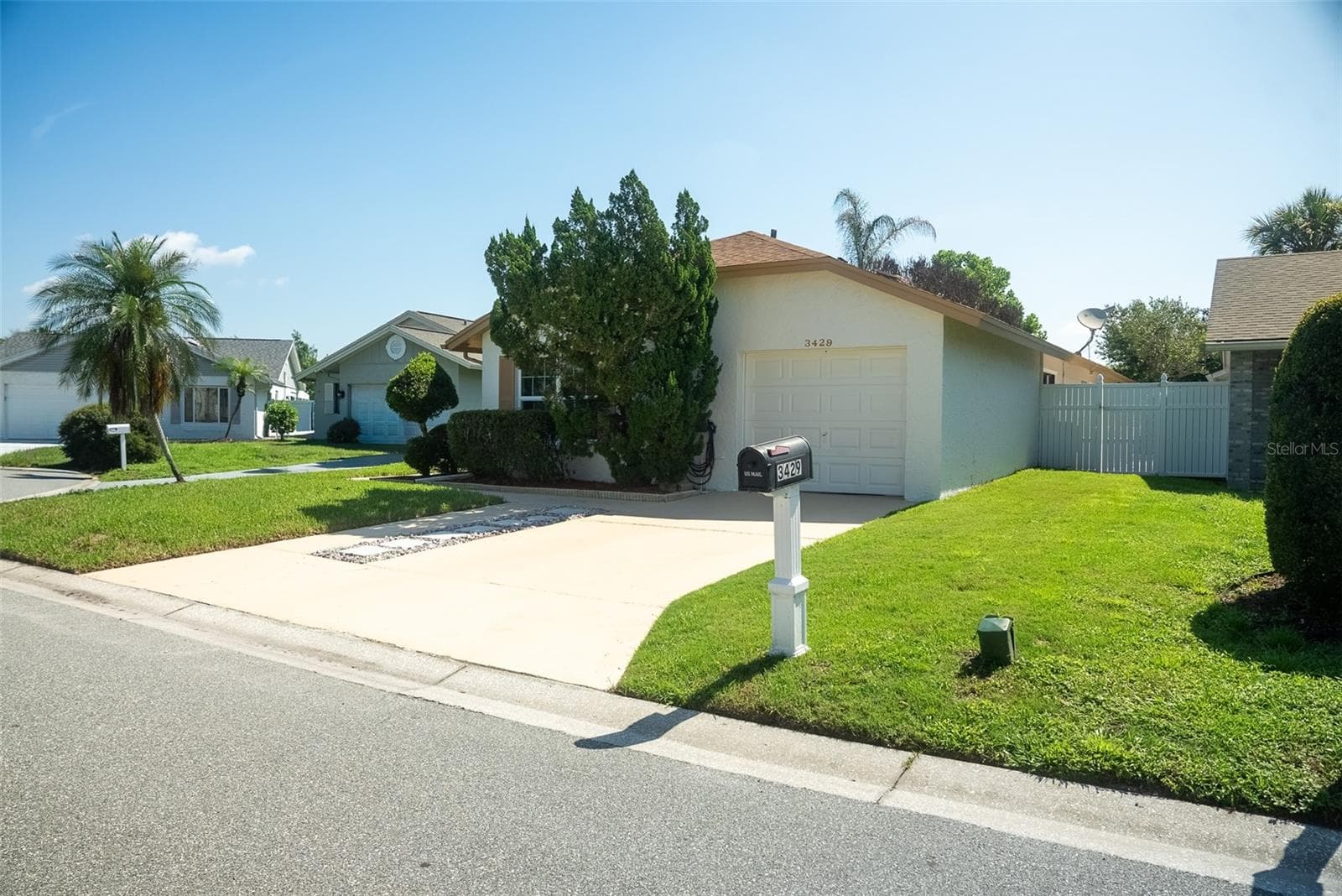 Single Family Residence at 3429 PINEBROOK CT, ORLANDO, photo 3 of 32