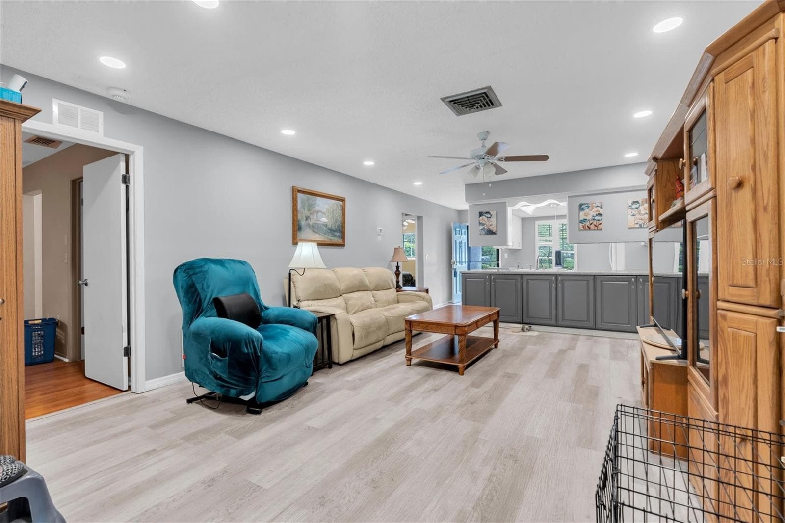 Condominium at 12227 DARWOOD DR #B, HUDSON, photo 4 of 30