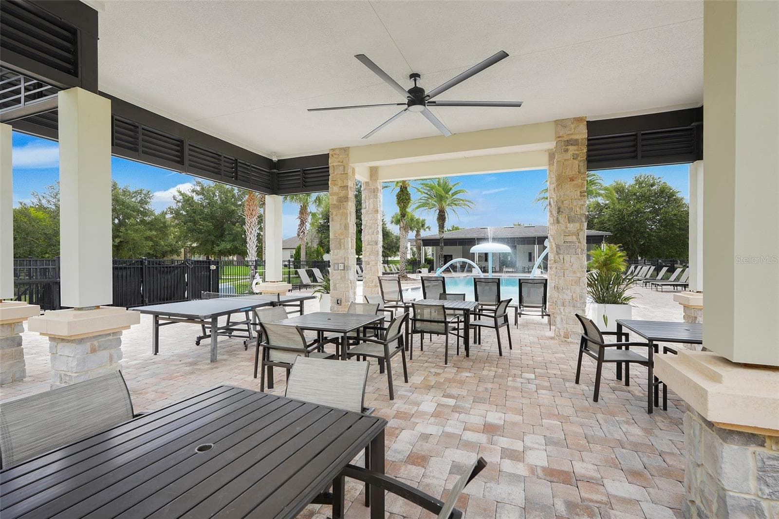 Community pool - 1664 HOLCOMB CREEK ST., WINTER GARDEN