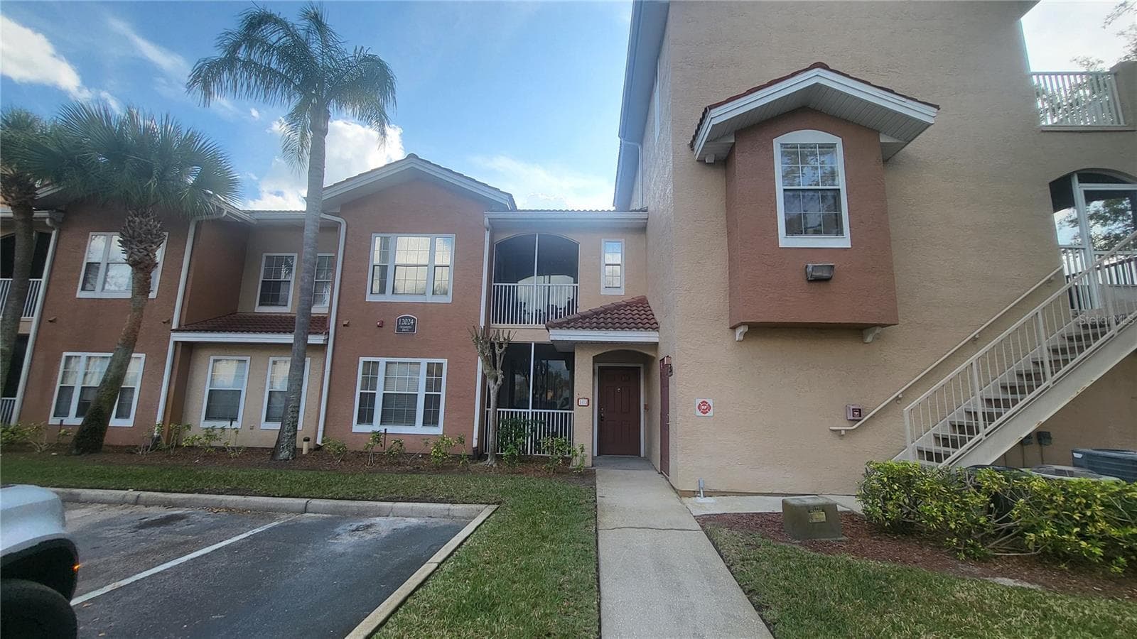 12024 VILLANOVA DR #103
