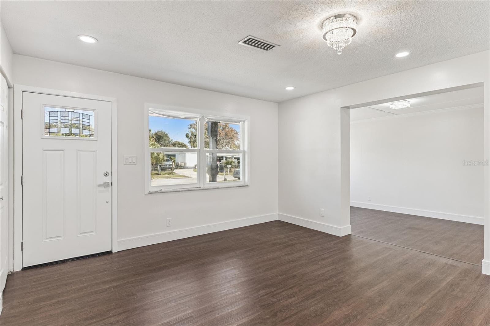 Single Family Residence at 1070 N LIBBY CT, DAYTONA BEACH, photo 3 of 20