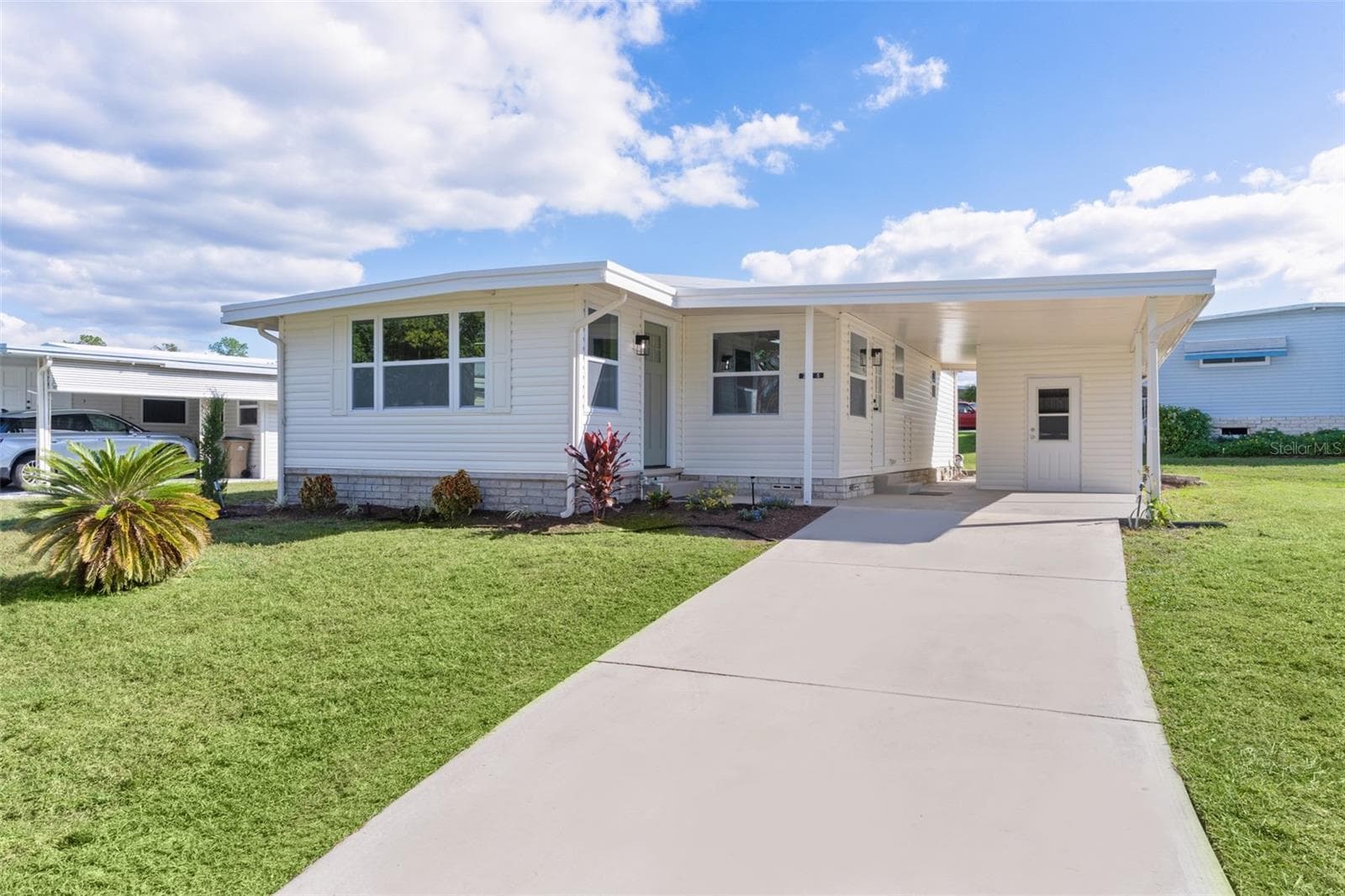 Mobile Home at 205 PALO VERDE DR, LEESBURG, photo 43 of 78