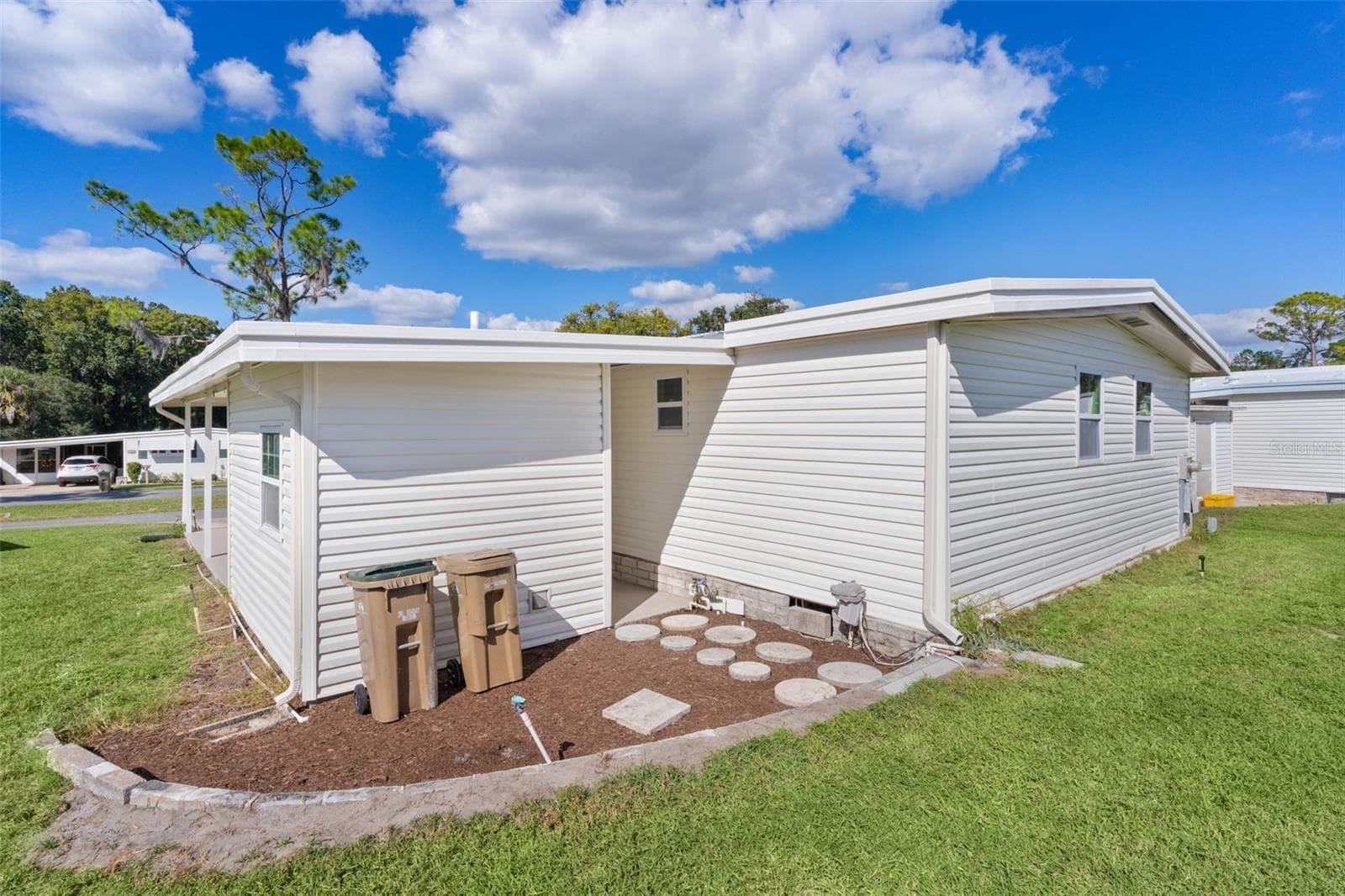 Mobile Home at 205 PALO VERDE DR, LEESBURG, photo 49 of 78