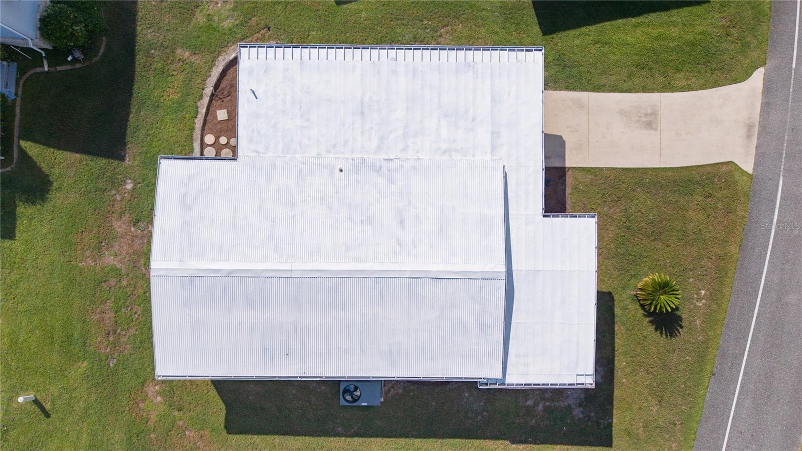 Mobile Home at 205 PALO VERDE DR, LEESBURG, photo 57 of 78