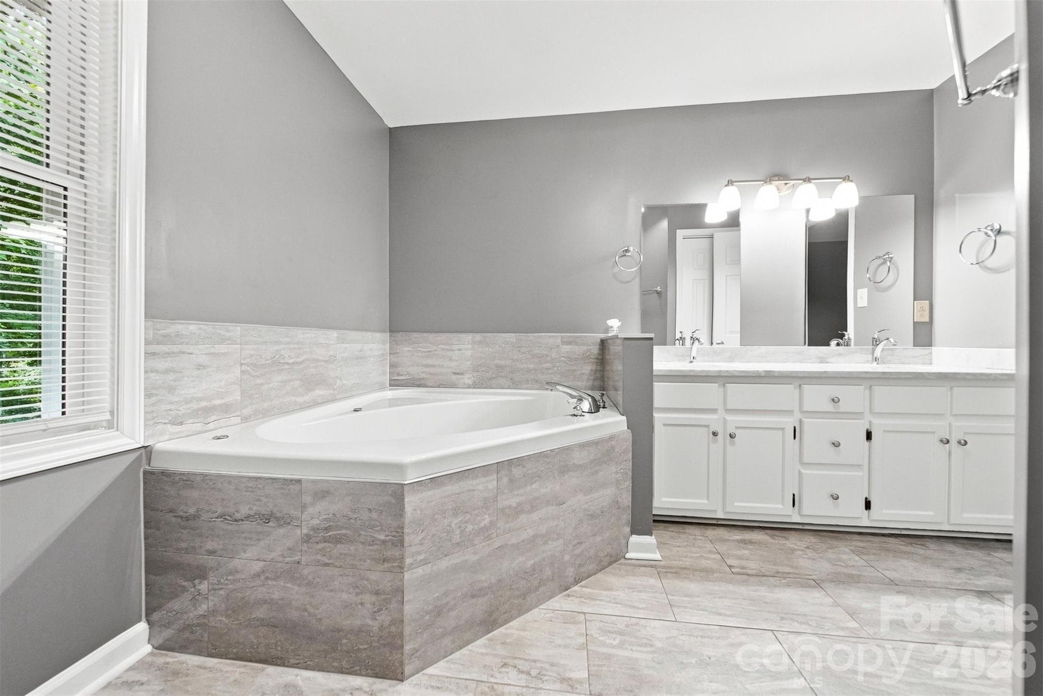 Single Family Residence at 2941 8th Street Court NE, Hickory, photo 27 of 40