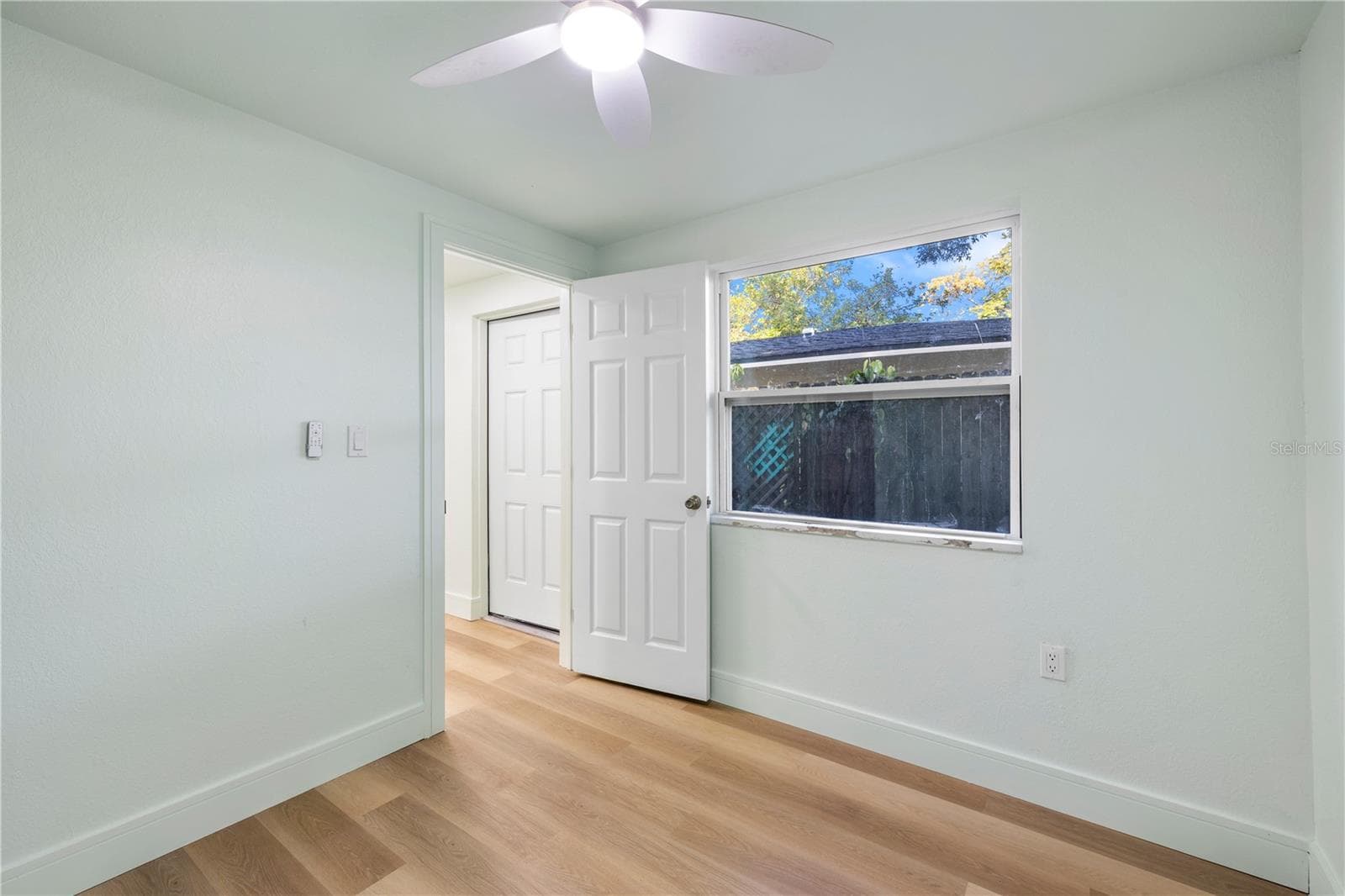 In-law Bed - 5532 6TH AVE N, ST PETERSBURG
