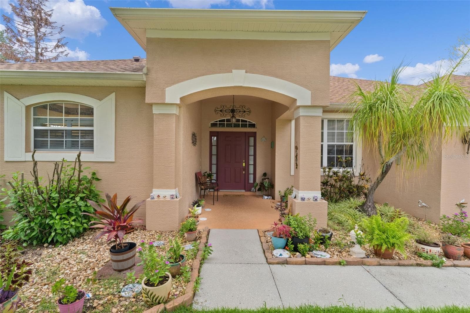 Front - 2660 LEDGEMONT CT, CLERMONT