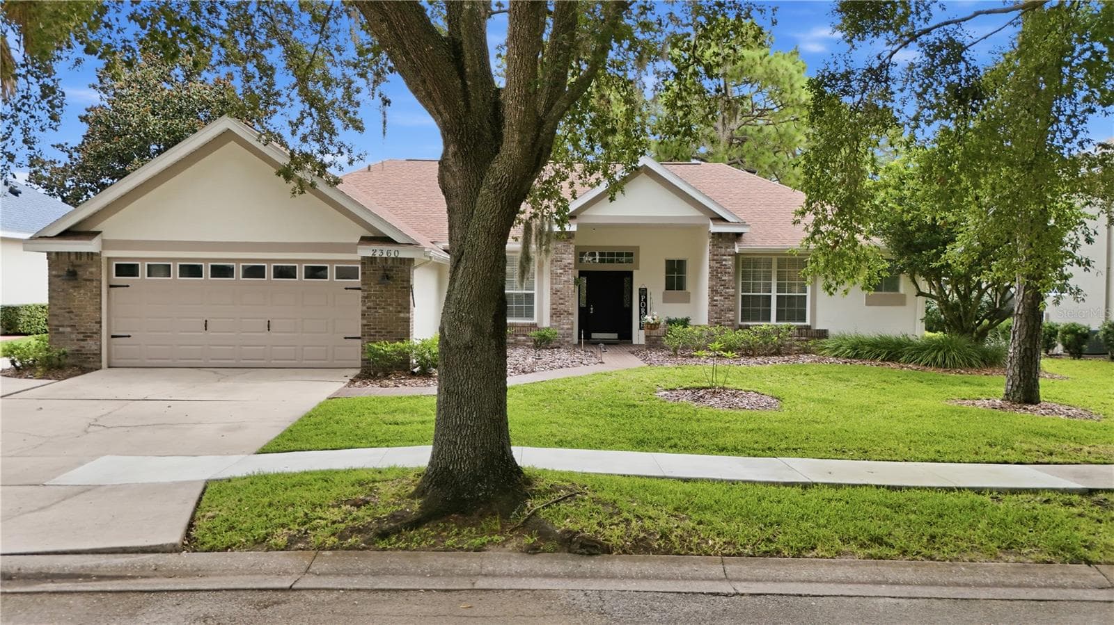 Beautifully maintained, thoughtfully designed, and ready to welcome you home. - 2360 PARK FOREST BLVD, MOUNT DORA