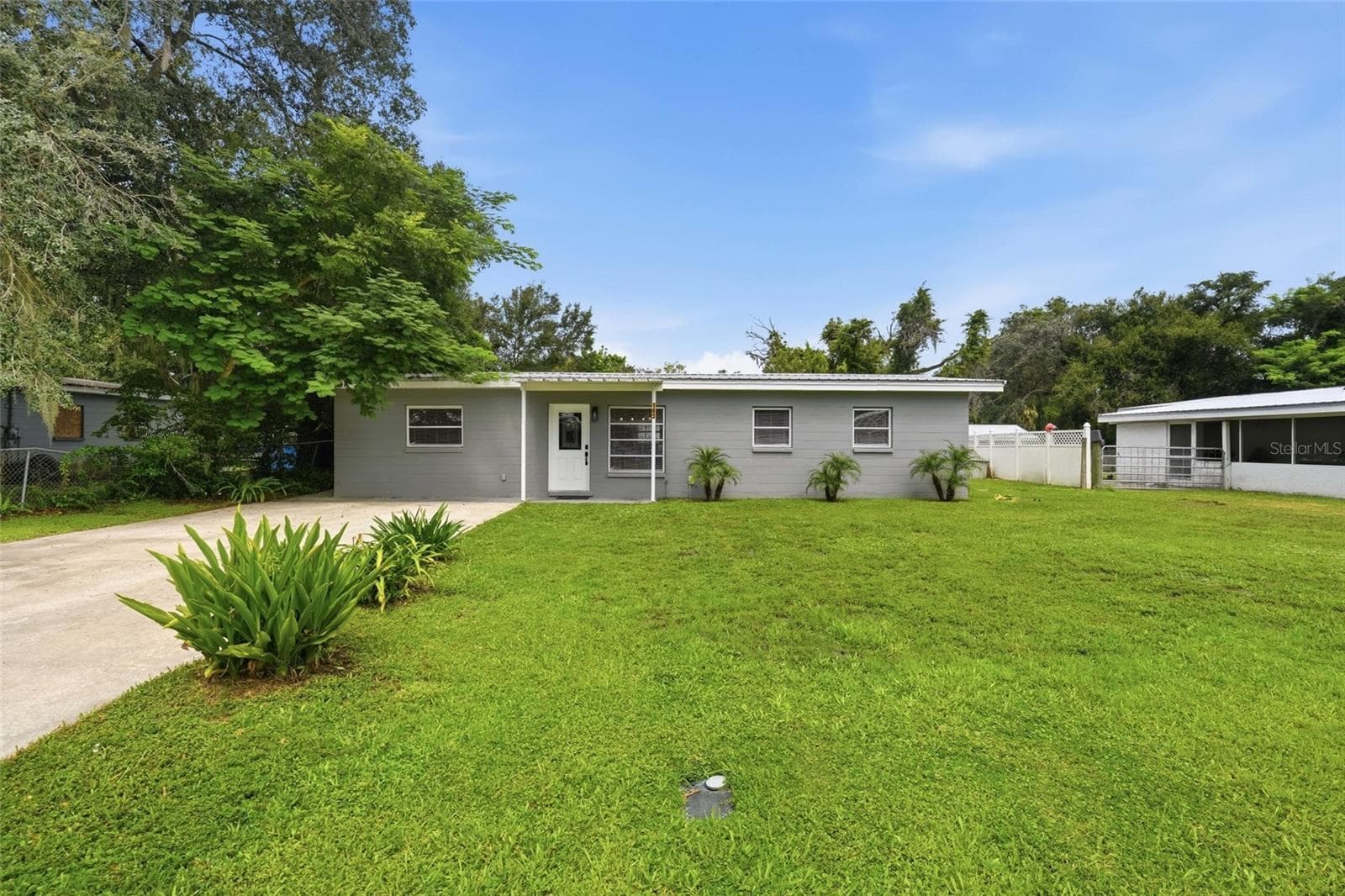 Single Family Residence at 162 BRIDLE PATH, ARCADIA, photo 2 of 36