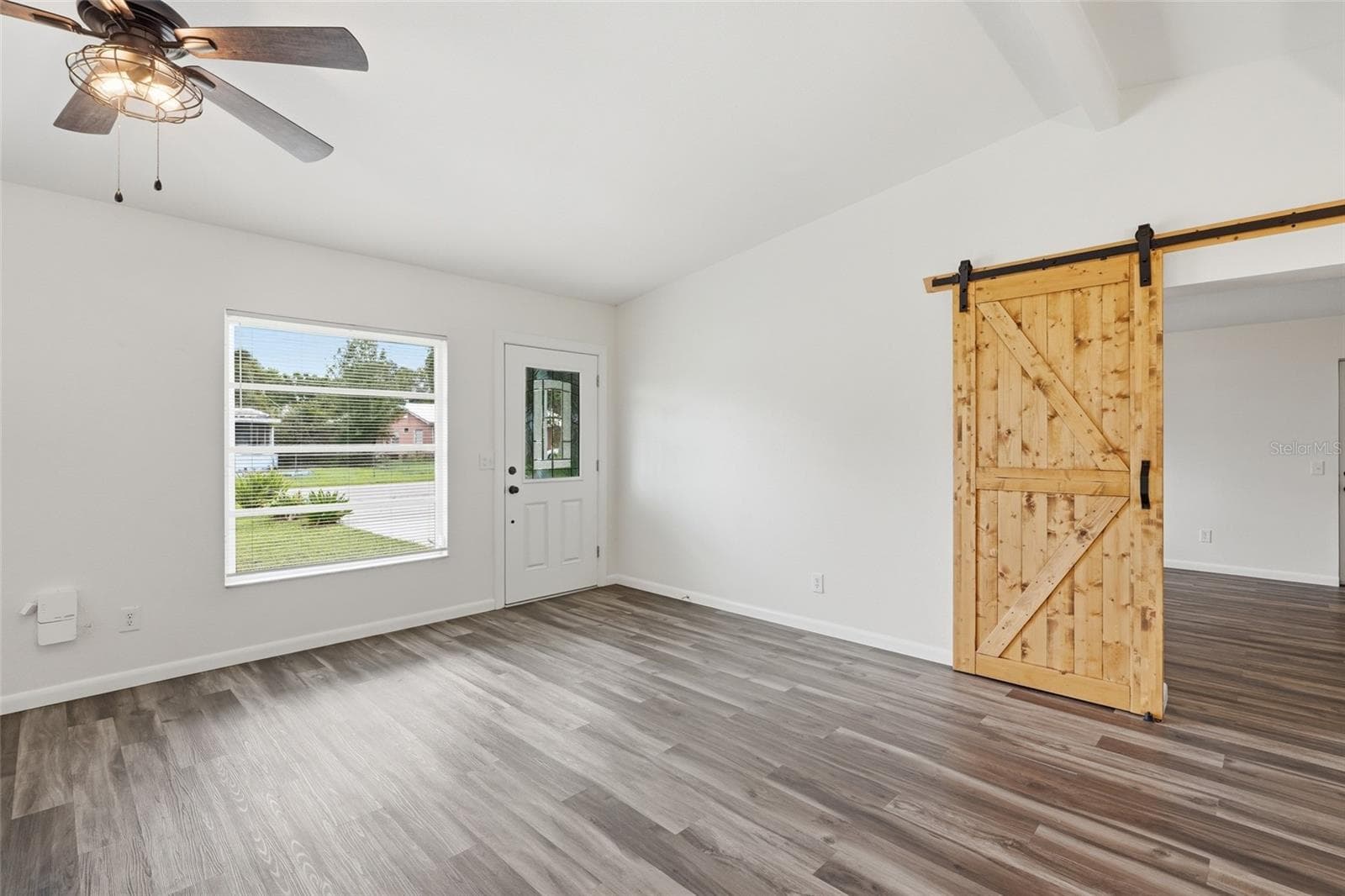 Single Family Residence at 162 BRIDLE PATH, ARCADIA, photo 6 of 36
