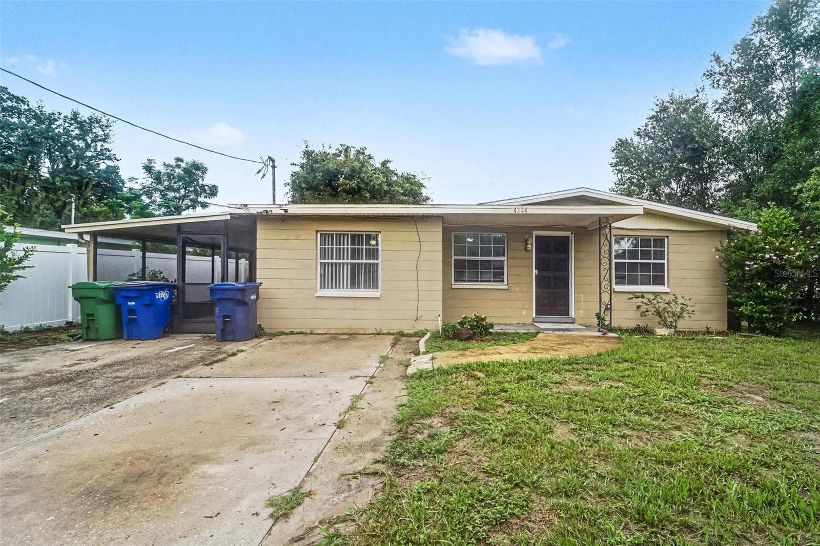 Single Family Residence at 4224 E REGNAS AVE, TAMPA, photo 4 of 29