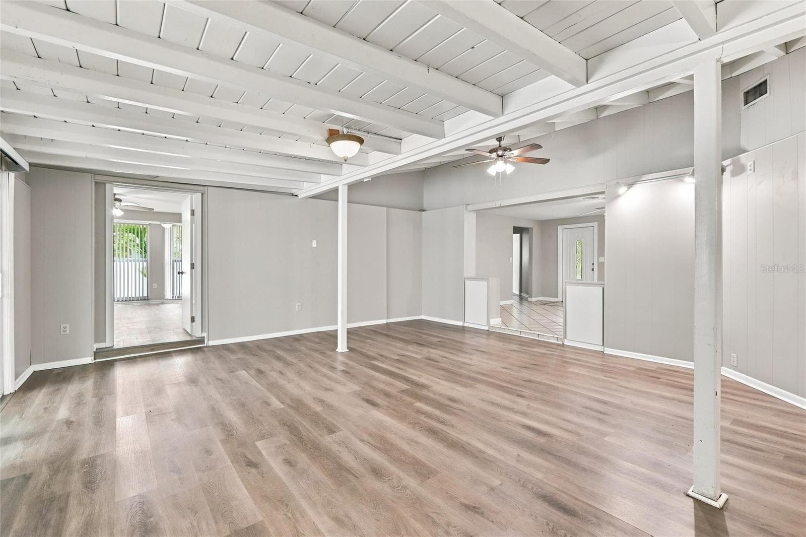Single Family Residence at 131 DEGAS DR, NOKOMIS, photo 17 of 42