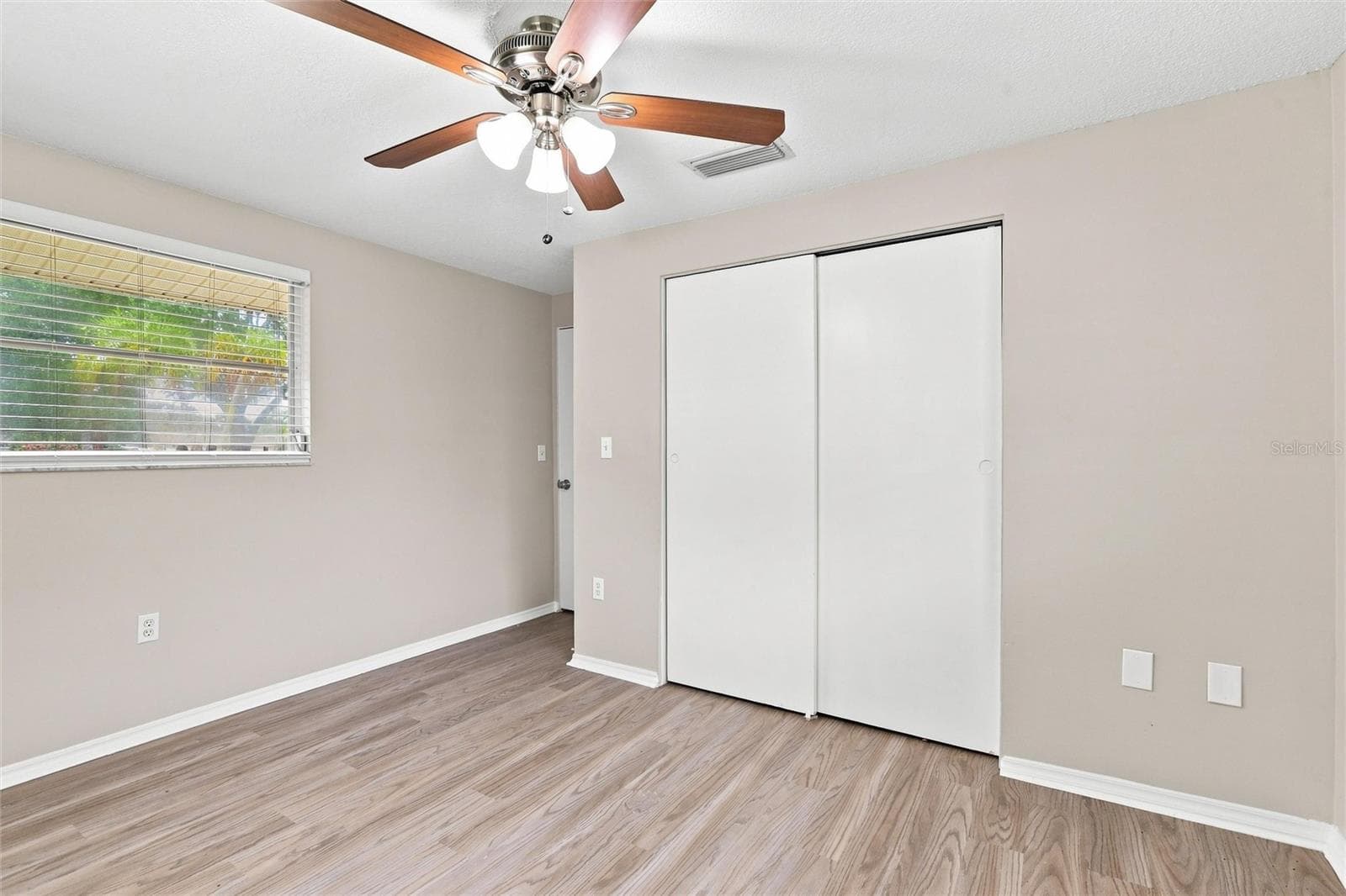 Single Family Residence at 131 DEGAS DR, NOKOMIS, photo 24 of 42