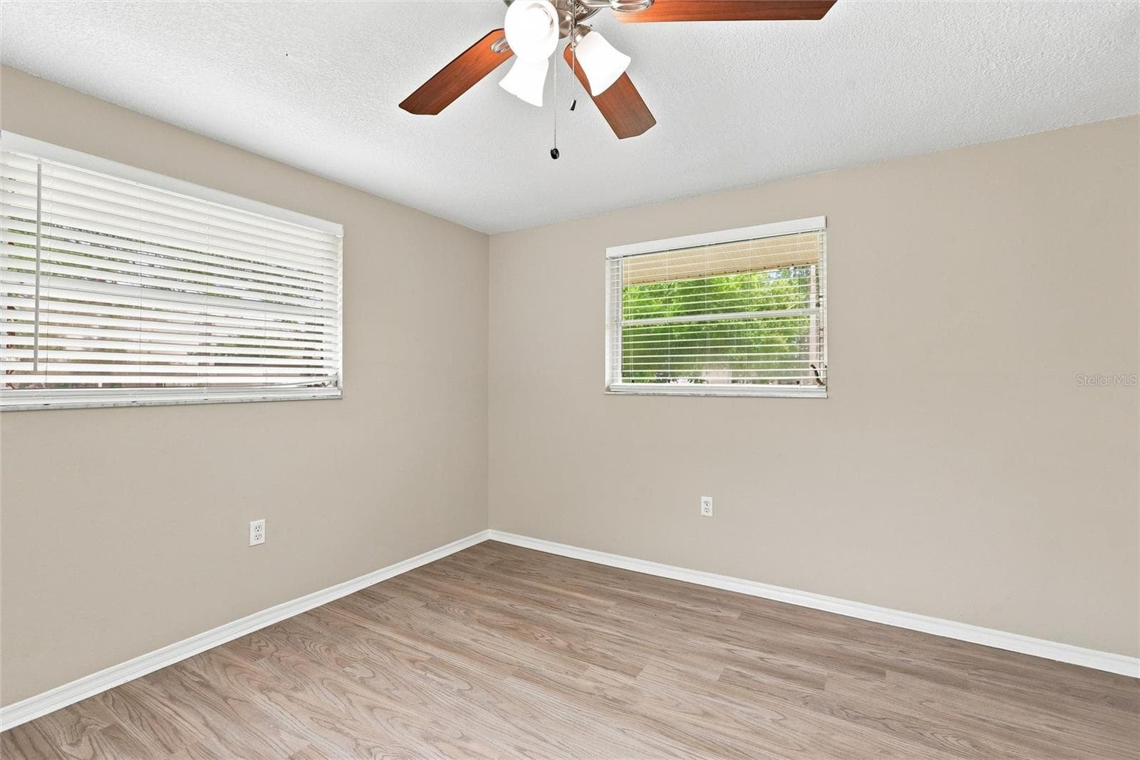 Single Family Residence at 131 DEGAS DR, NOKOMIS, photo 25 of 42