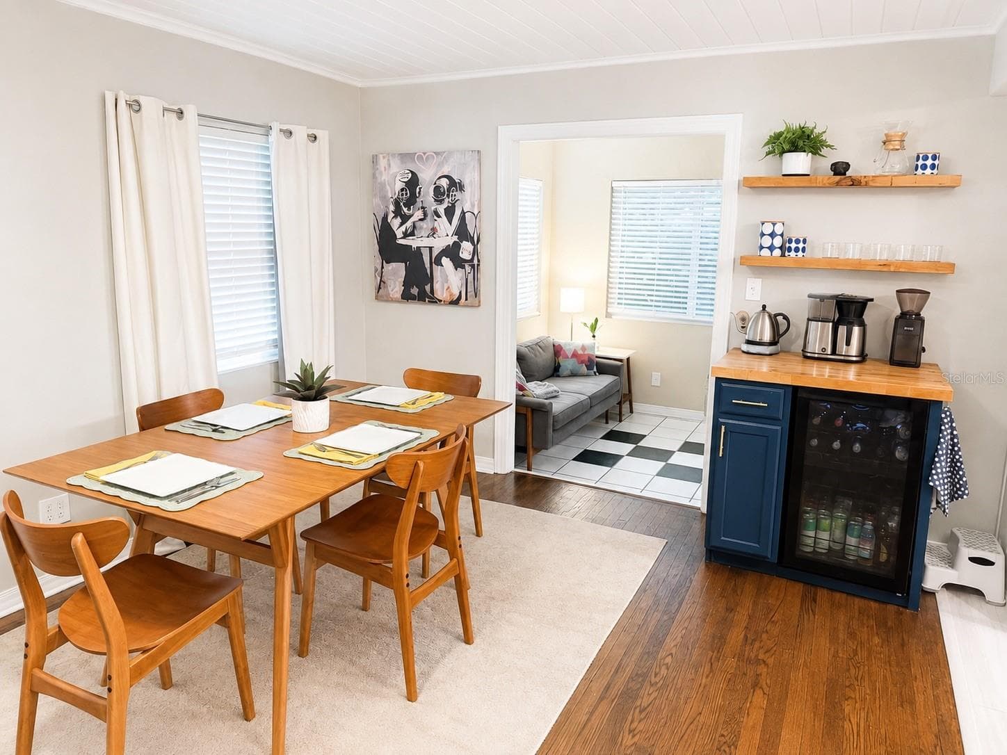 Living room (used as dinner room here) & coffee bar - 926 29TH ST N, ST PETERSBURG