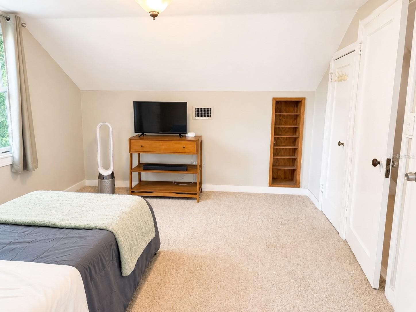 4th bedroom on 3rd floor - 926 29TH ST N, ST PETERSBURG