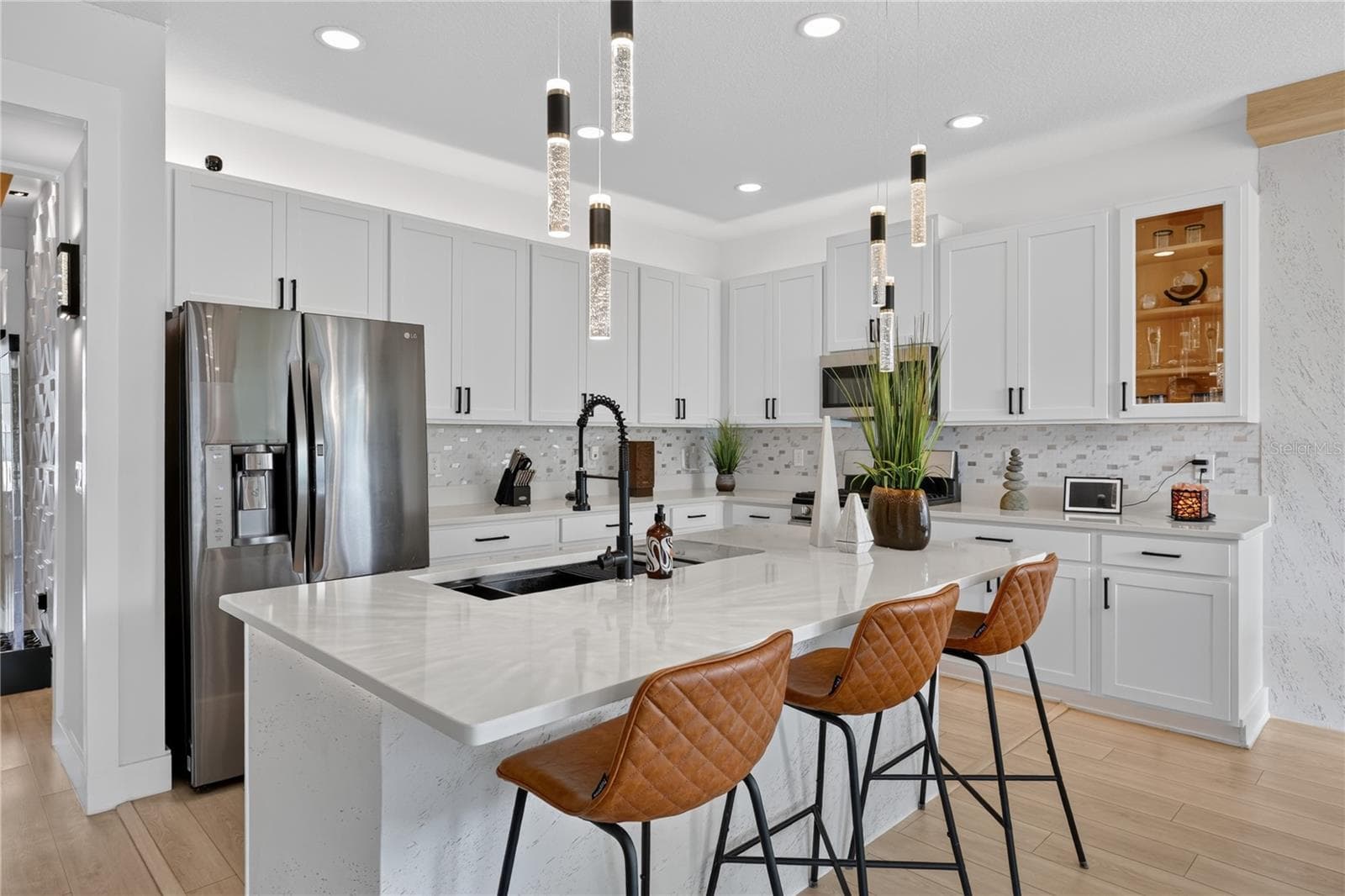 Single Family Residence at 13518 PARKFIELD WAY, WINTER GARDEN, photo 9 of 39