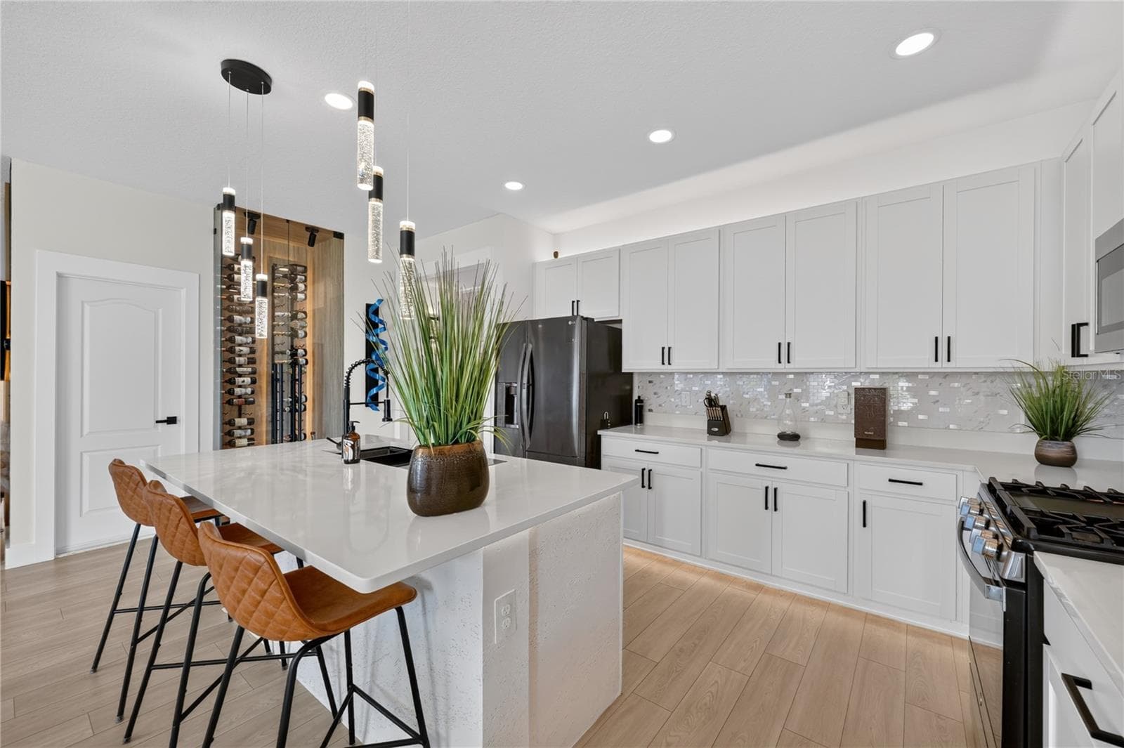 Single Family Residence at 13518 PARKFIELD WAY, WINTER GARDEN, photo 14 of 39