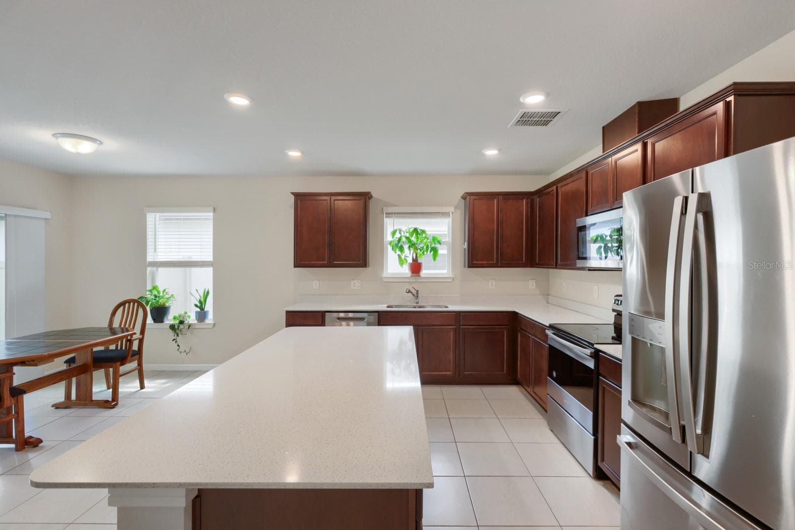 Single Family Residence at 30169 MERILEE PL, WESLEY CHAPEL, photo 9 of 27